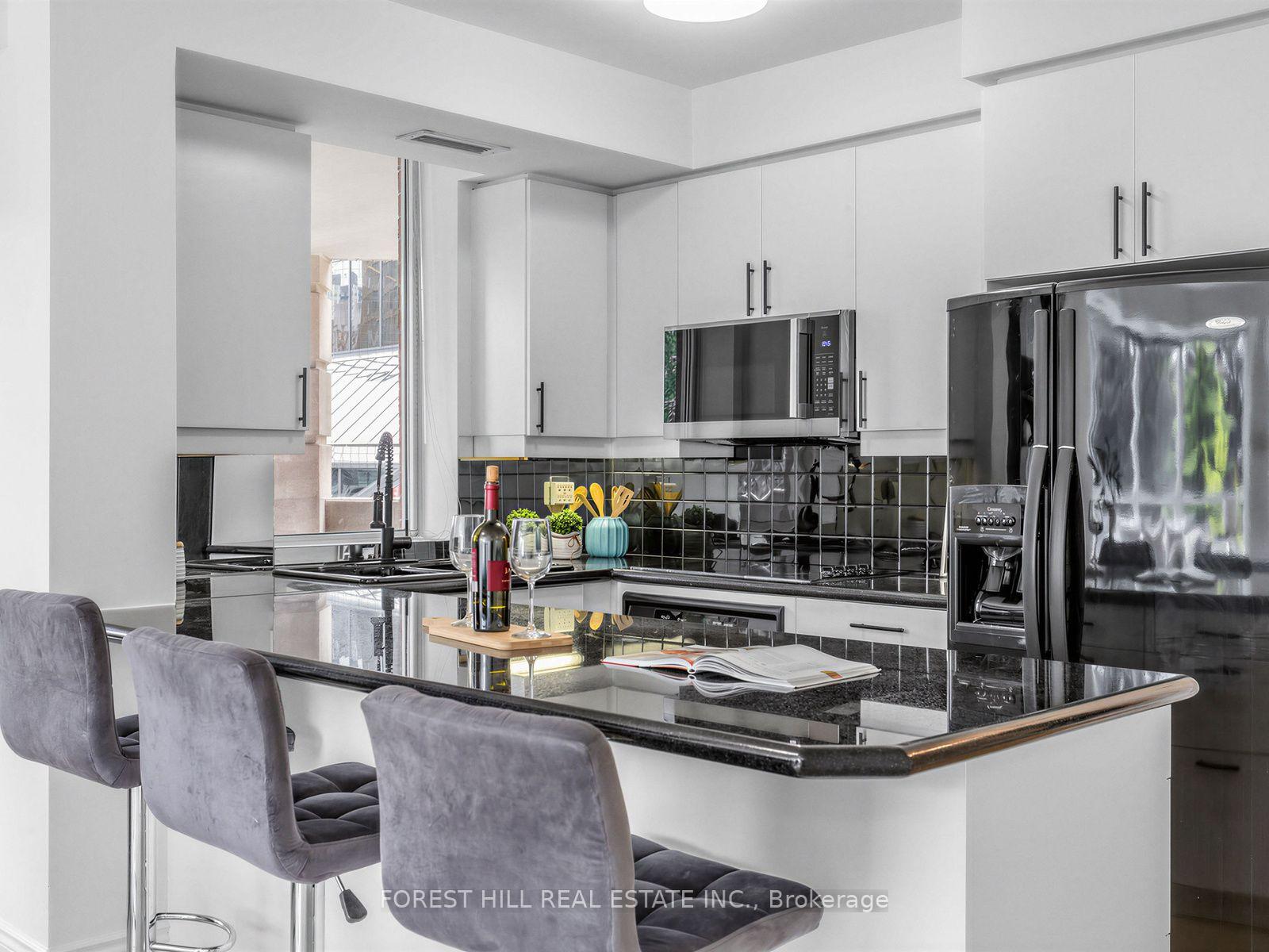 Photo 8 of Unit 303, 20 Collier Street, Toronto, Rosedale-Moore Park — HOMEH