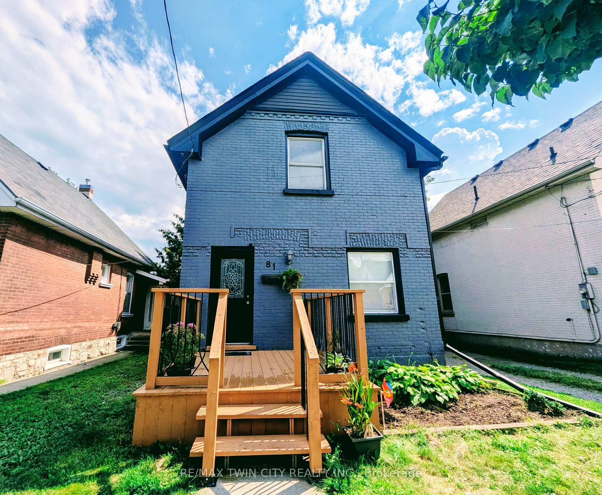 Photo 2 of 81 Grey Street, Brantford, Downtown Core — HOMEH
