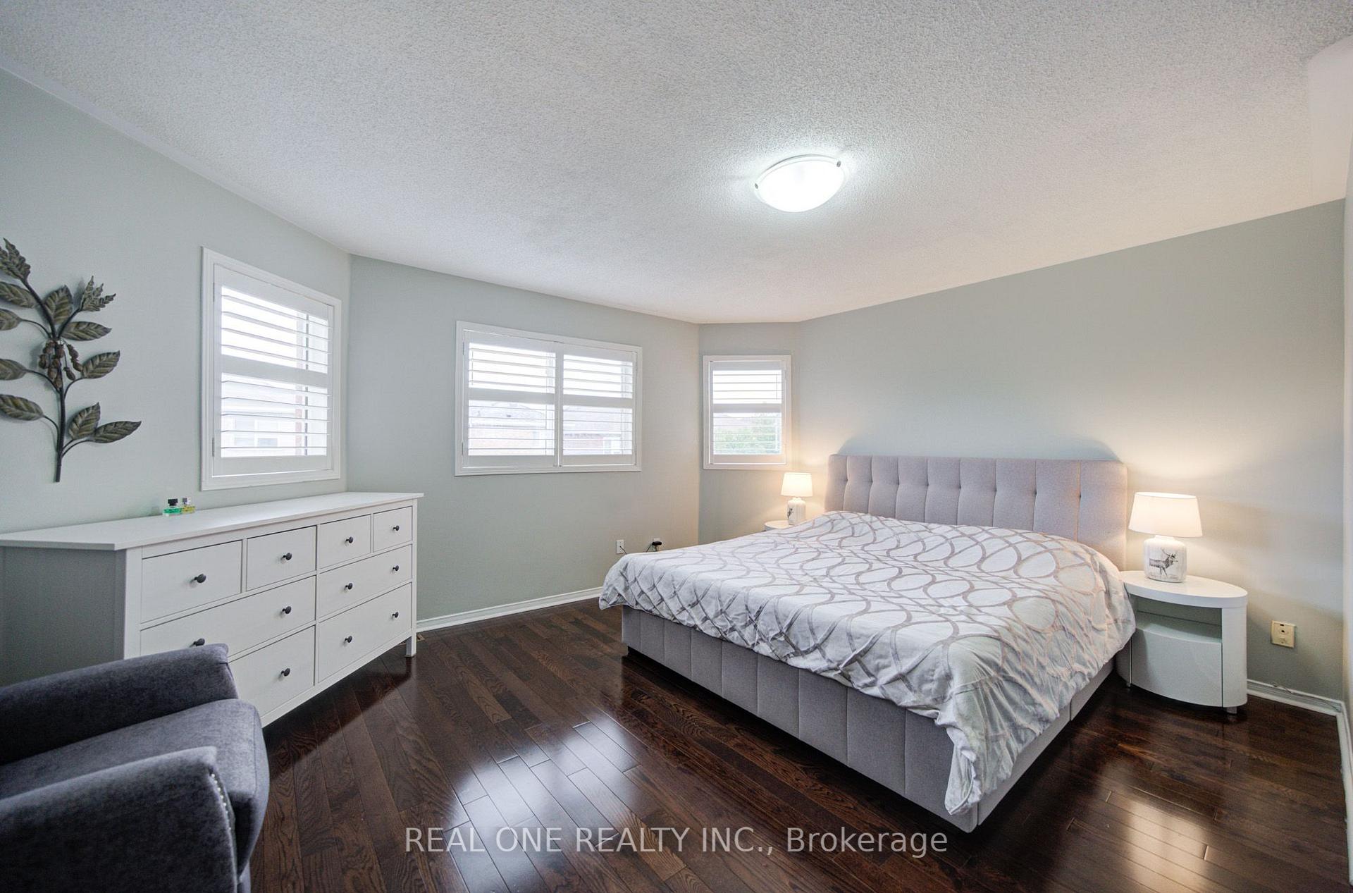 Photo 21 of 191 Drummond Drive, Vaughan, Maple — HOMEH