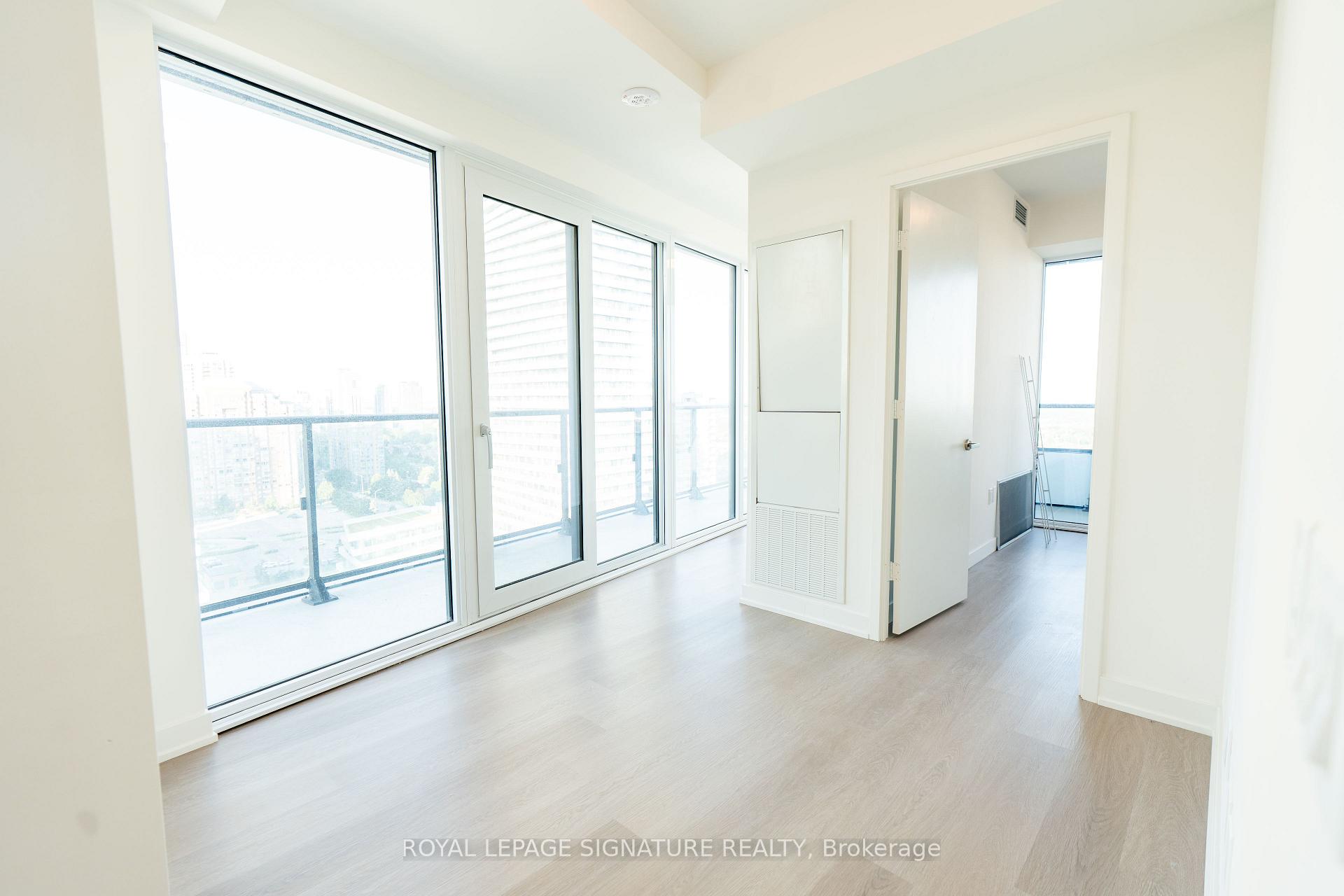 Photo 7 of Unit 1807, 448 Burnhamthorpe Road W, Mississauga, City Centre — HOMEH