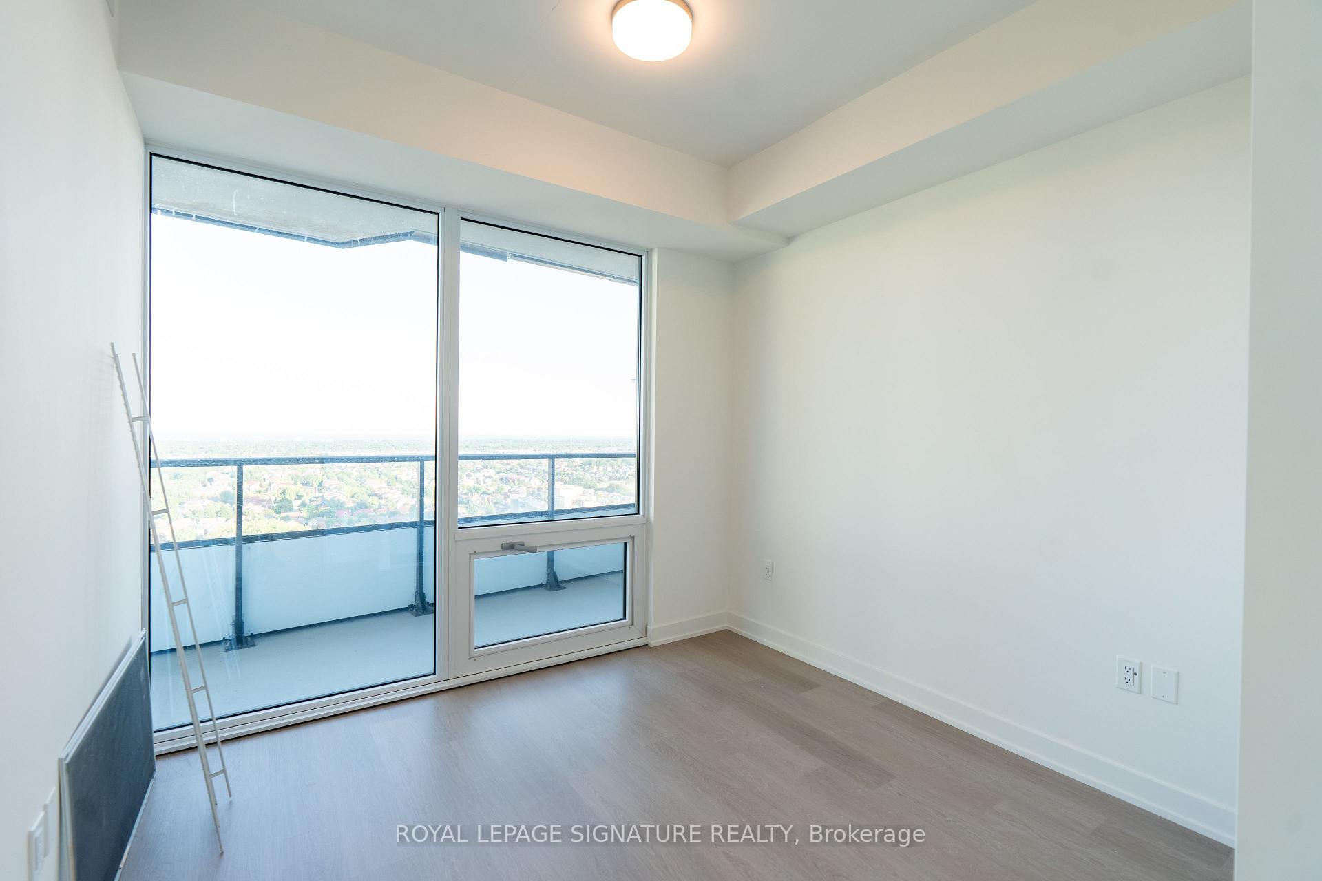 Photo 13 of Unit 1807, 448 Burnhamthorpe Road W, Mississauga, City Centre — HOMEH