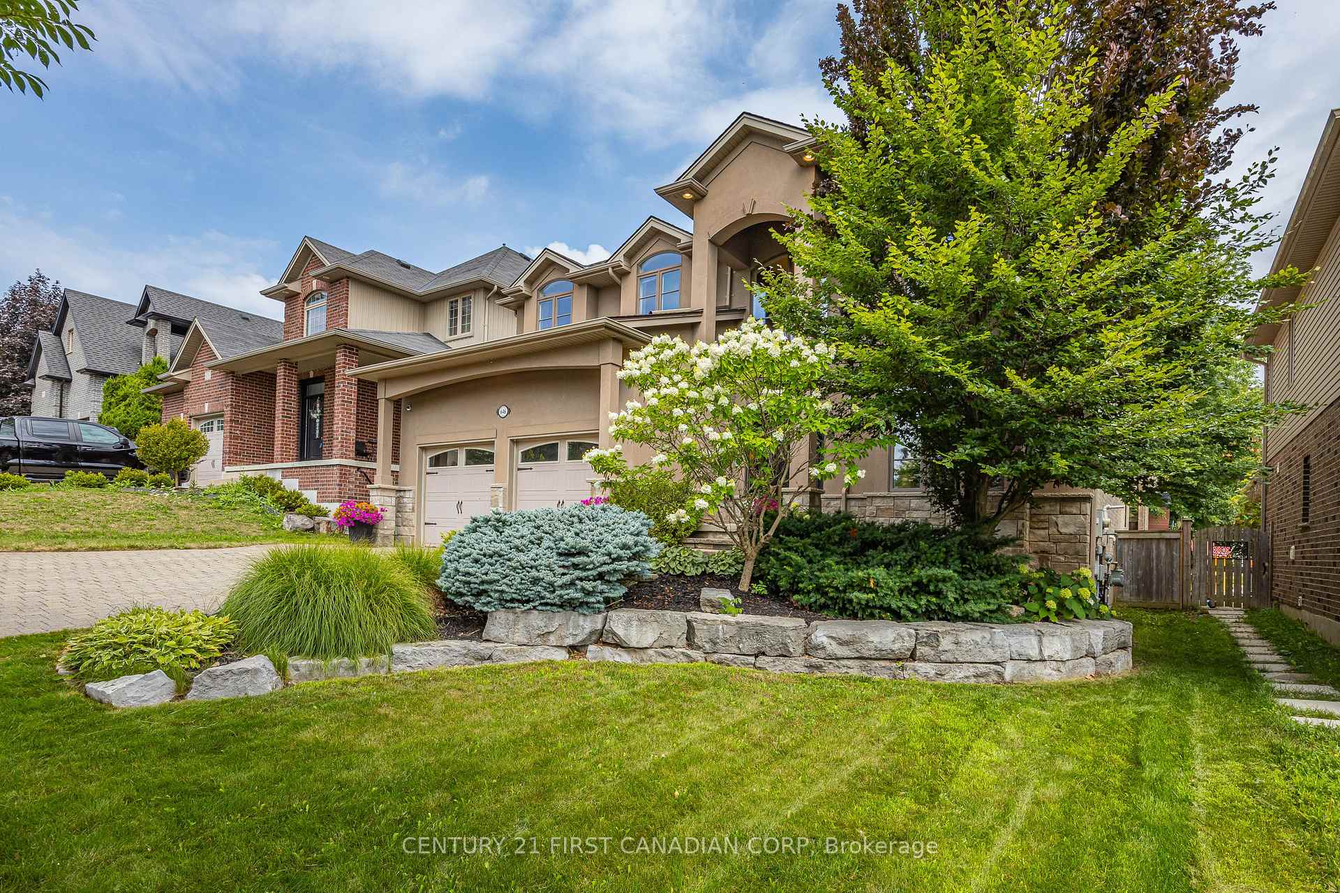 Photo 3 of 646 Redtail Trail, London, North M — HOMEH