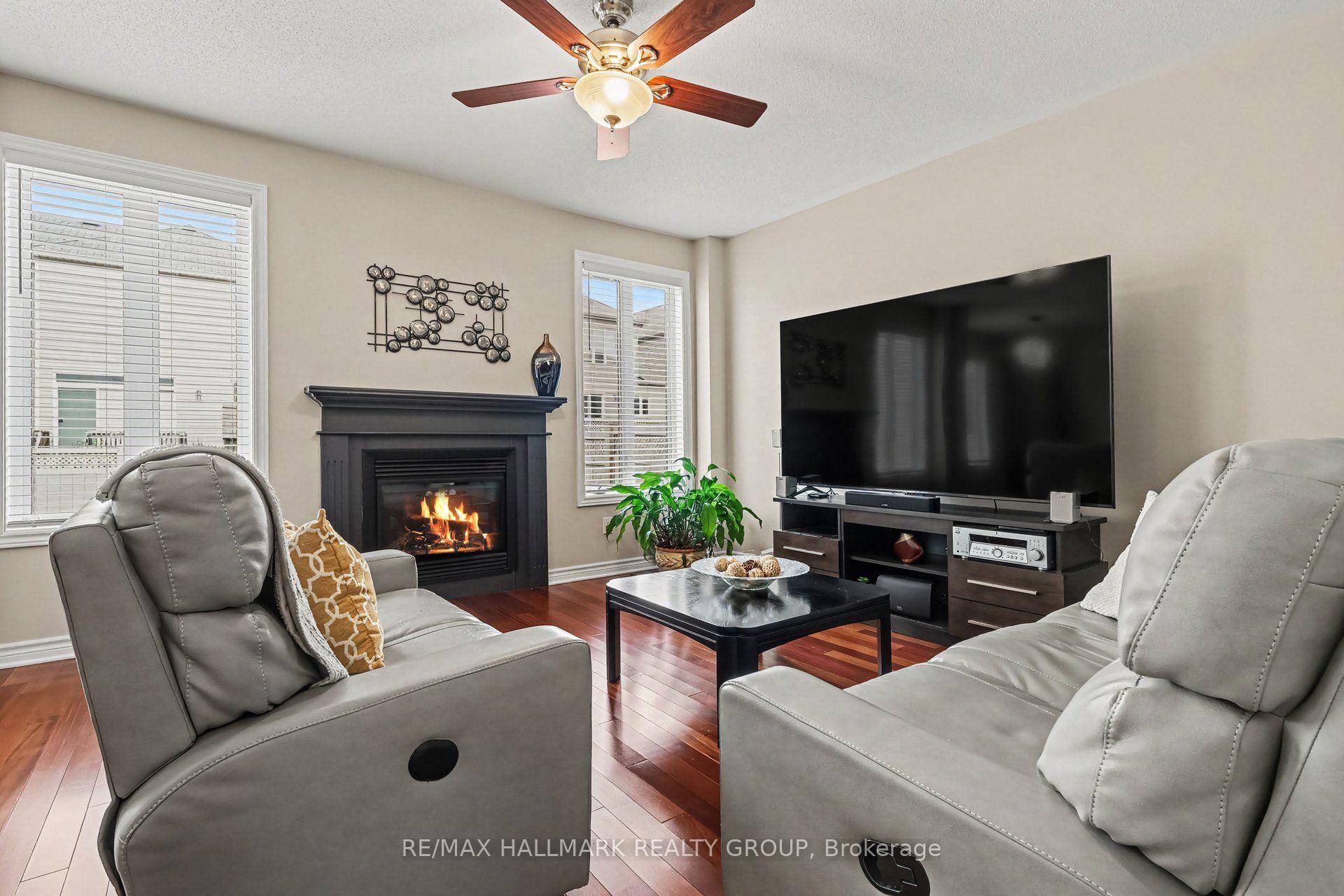 Photo 10 of 302 Grayburn Way, Ottawa, Barrhaven - Strandherd — HOMEH