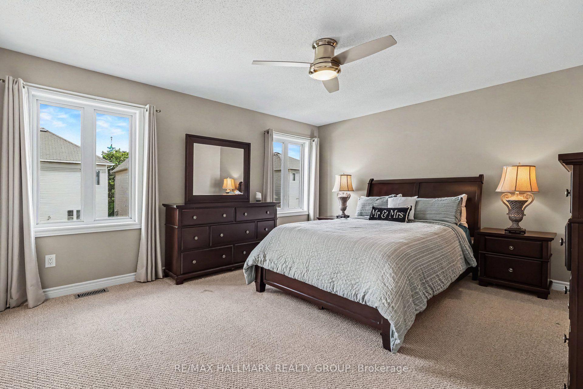 Photo 12 of 302 Grayburn Way, Ottawa, Barrhaven - Strandherd — HOMEH
