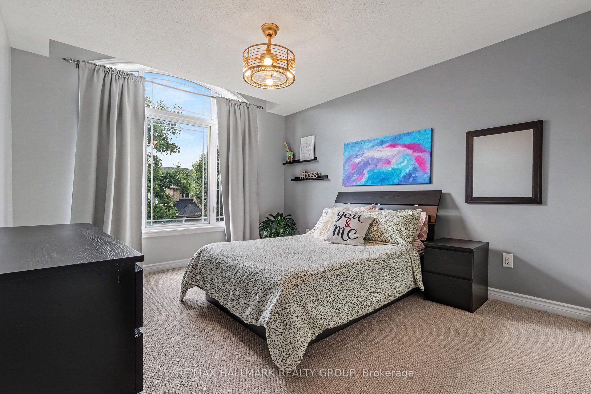 Photo 18 of 302 Grayburn Way, Ottawa, Barrhaven - Strandherd — HOMEH