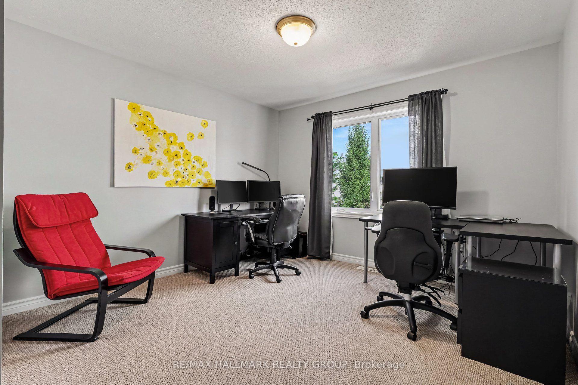 Photo 19 of 302 Grayburn Way, Ottawa, Barrhaven - Strandherd — HOMEH