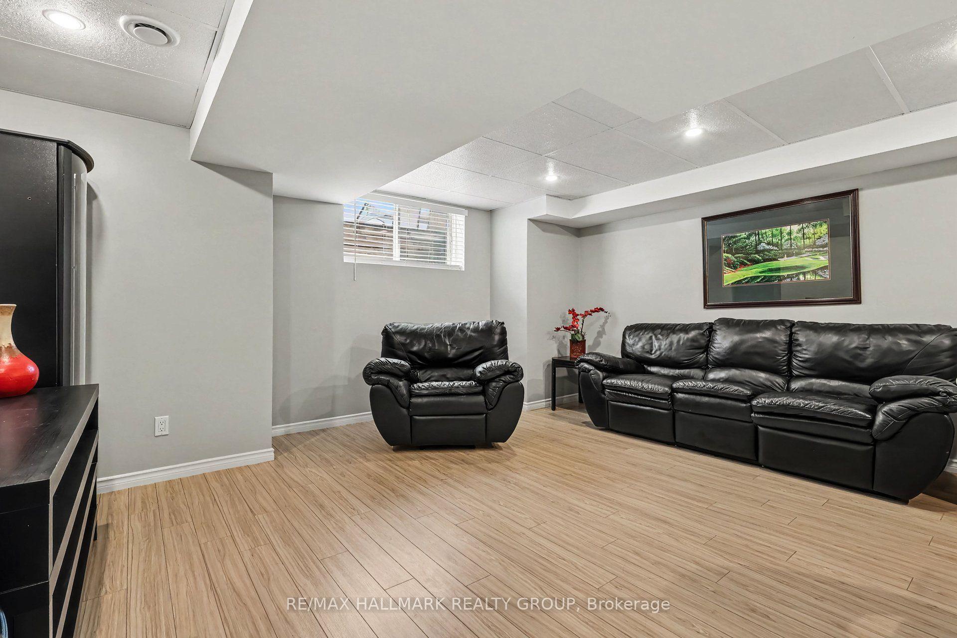 Photo 24 of 302 Grayburn Way, Ottawa, Barrhaven - Strandherd — HOMEH