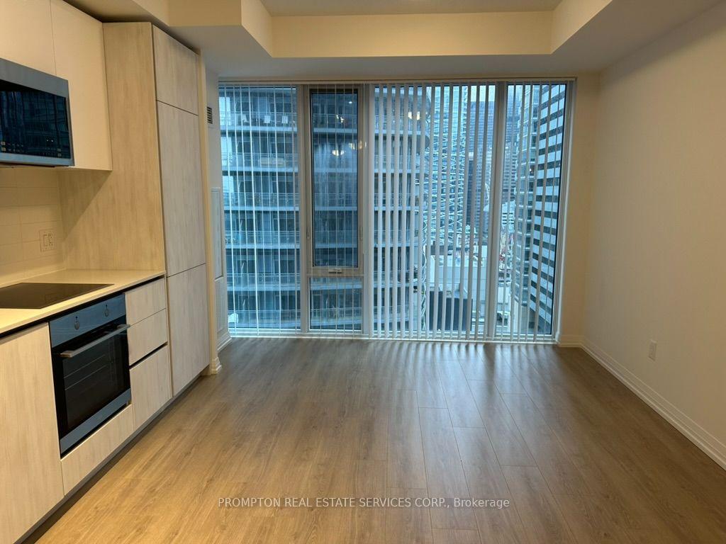 Photo 2 of Unit 2108, 8 Widmer Street, Toronto, Waterfront Communities — HOMEH