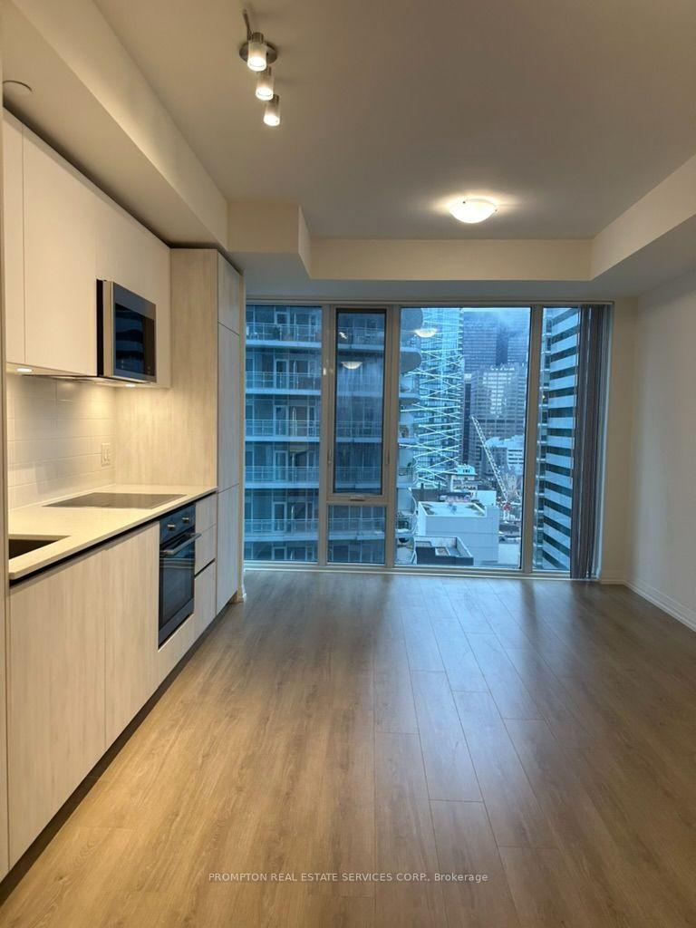 Photo 8 of Unit 2108, 8 Widmer Street, Toronto, Waterfront Communities — HOMEH