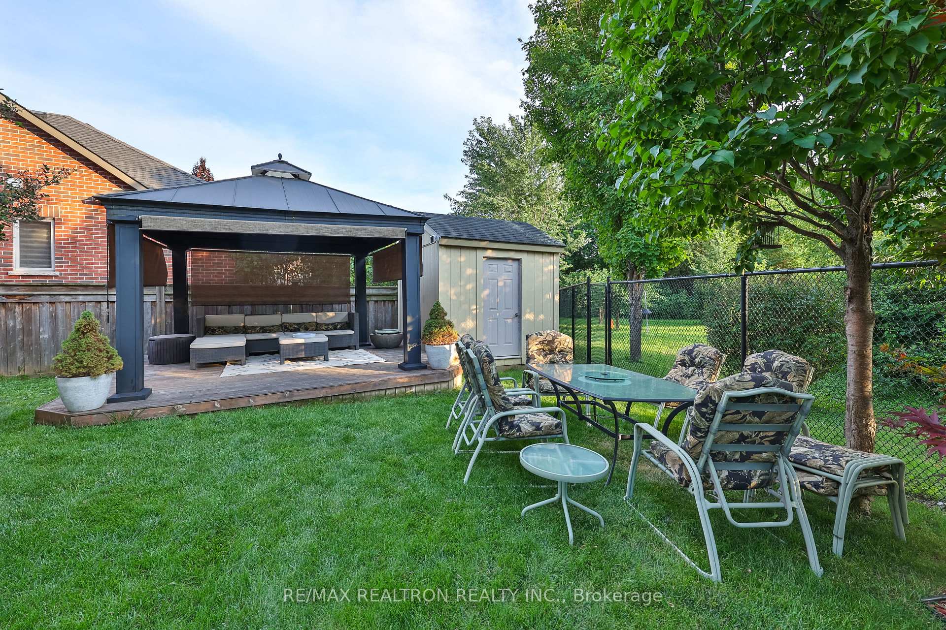 Photo 5 of 23 Beverton Crescent, Ajax, Northwest Ajax — HOMEH