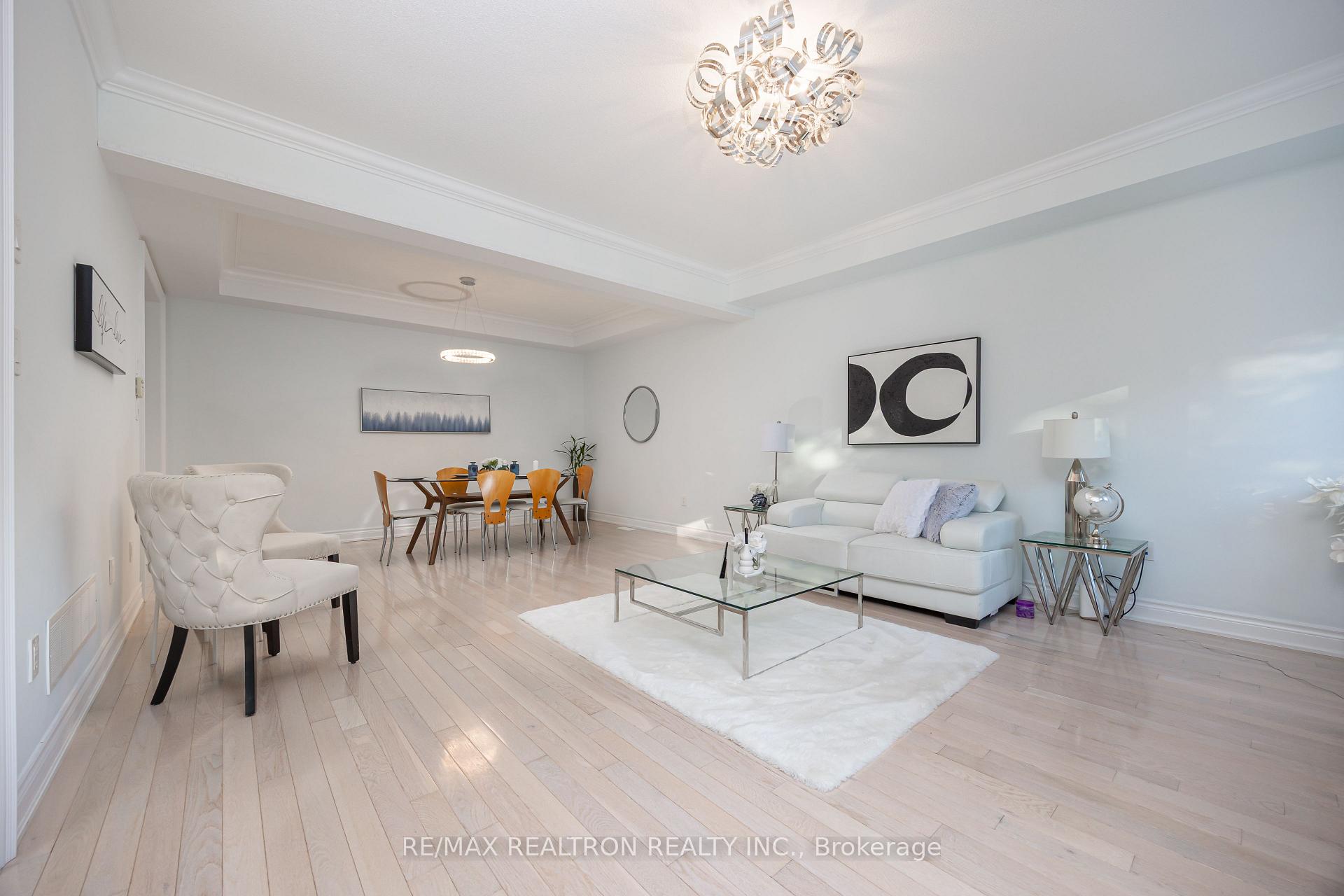 Photo 8 of 23 Beverton Crescent, Ajax, Northwest Ajax — HOMEH