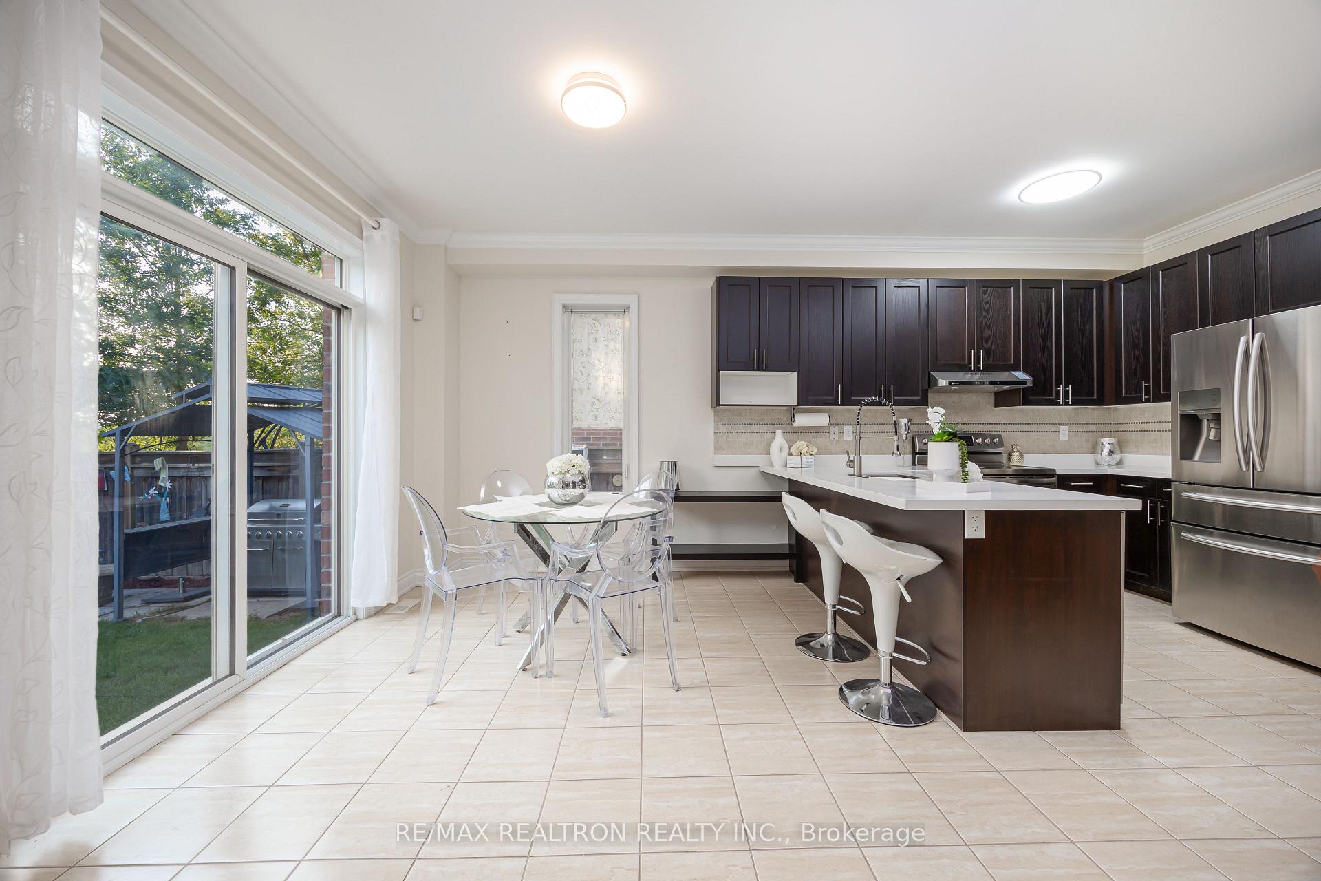 Photo 13 of 23 Beverton Crescent, Ajax, Northwest Ajax — HOMEH