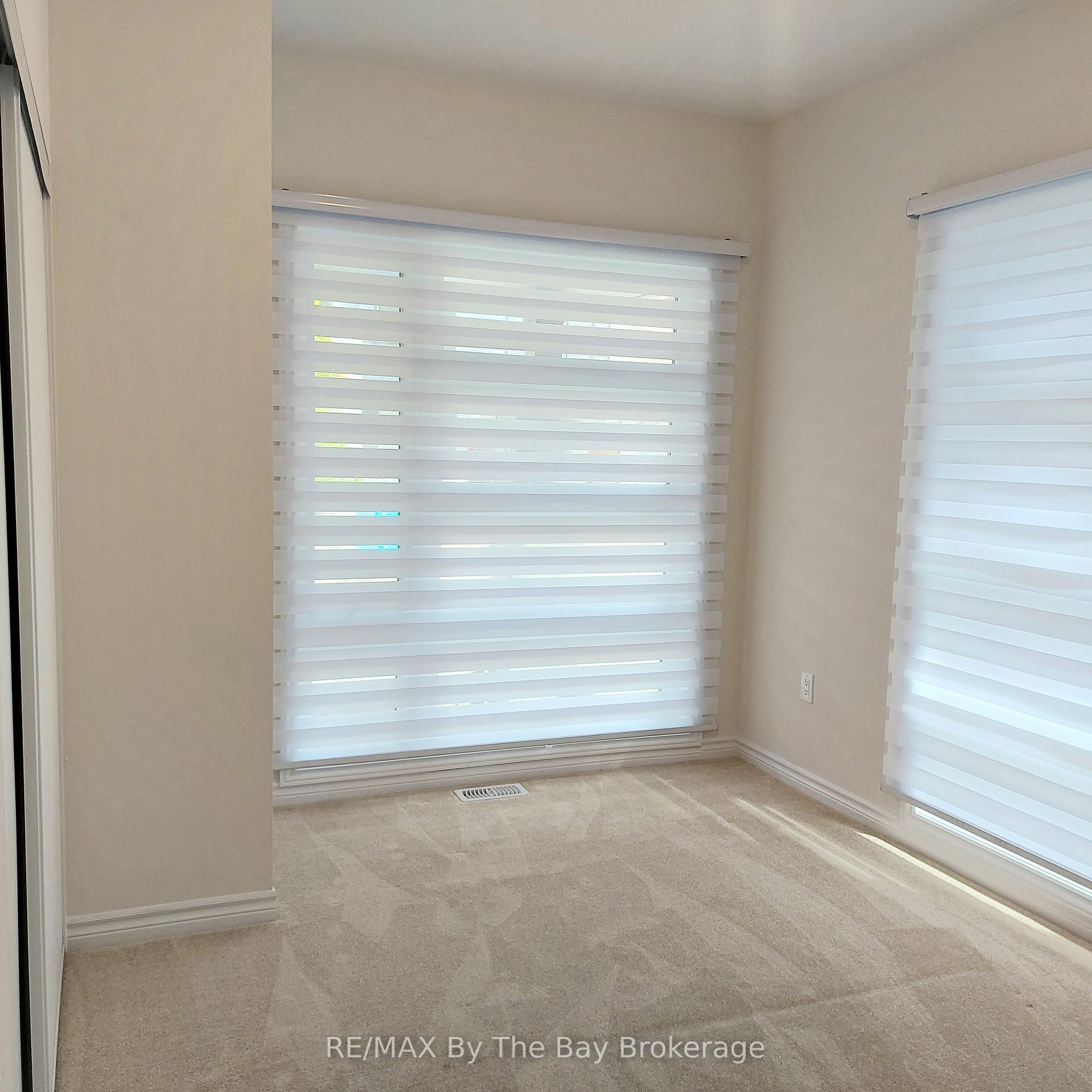 Photo 11 of Unit UPPER, 92 Berkely Street, Wasaga Beach — HOMEH