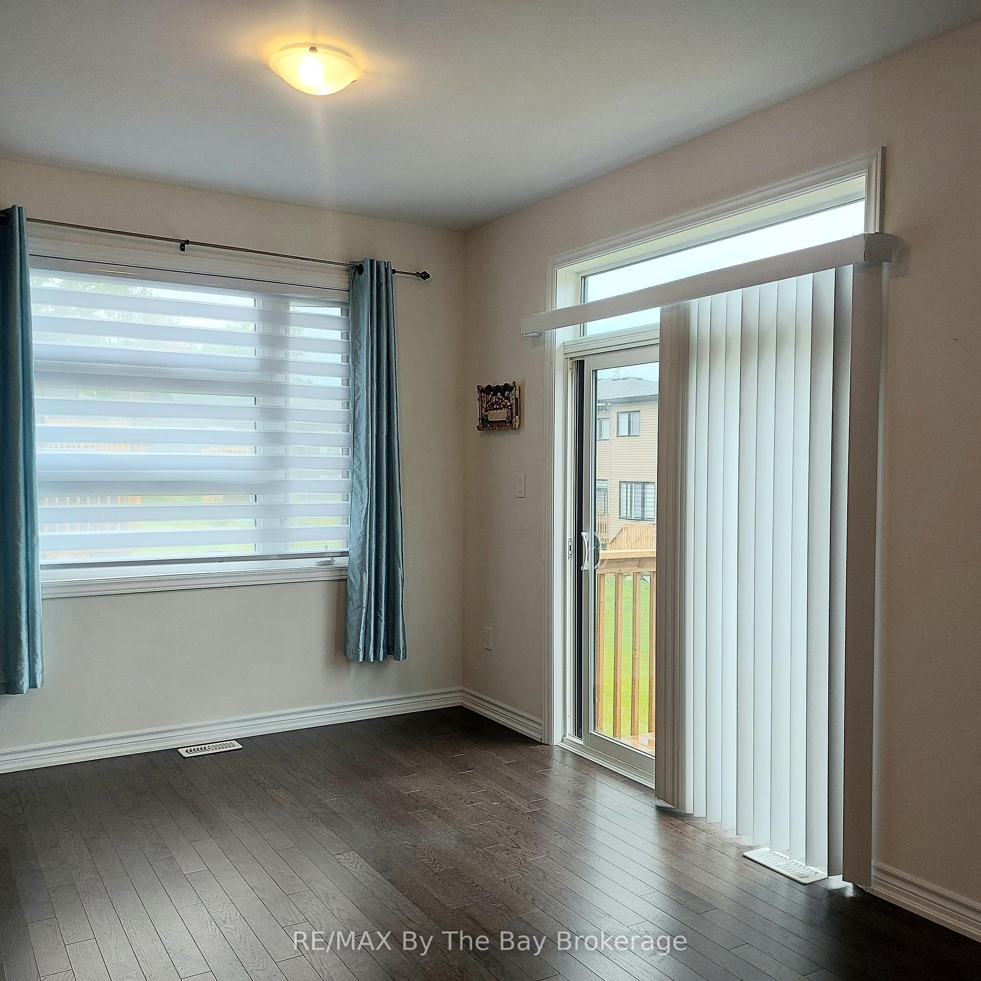 Photo 26 of Unit UPPER, 92 Berkely Street, Wasaga Beach — HOMEH