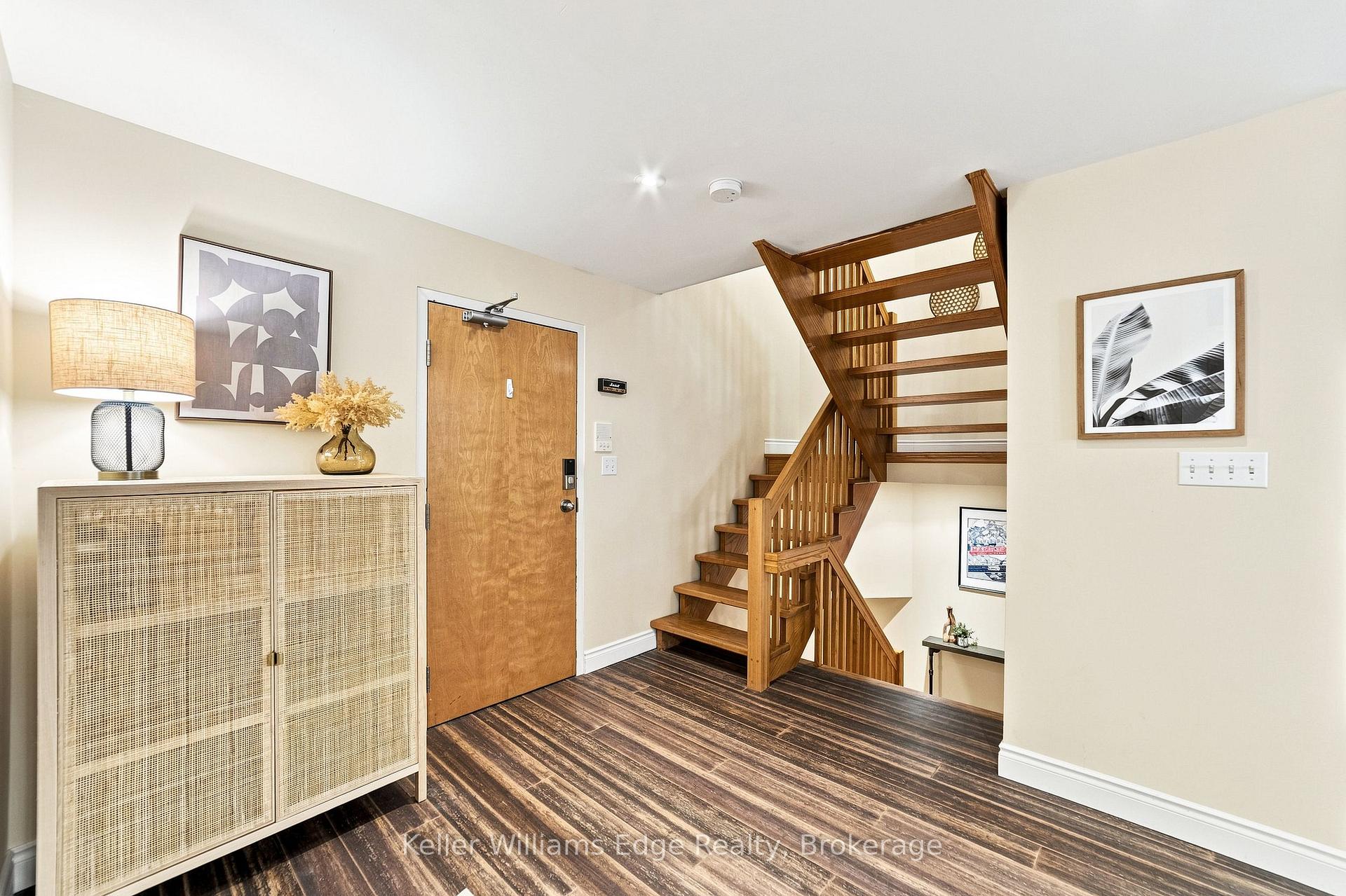 Photo 2 of Unit 1D, 73 Garfield Avenue S, Hamilton, Stipley — HOMEH