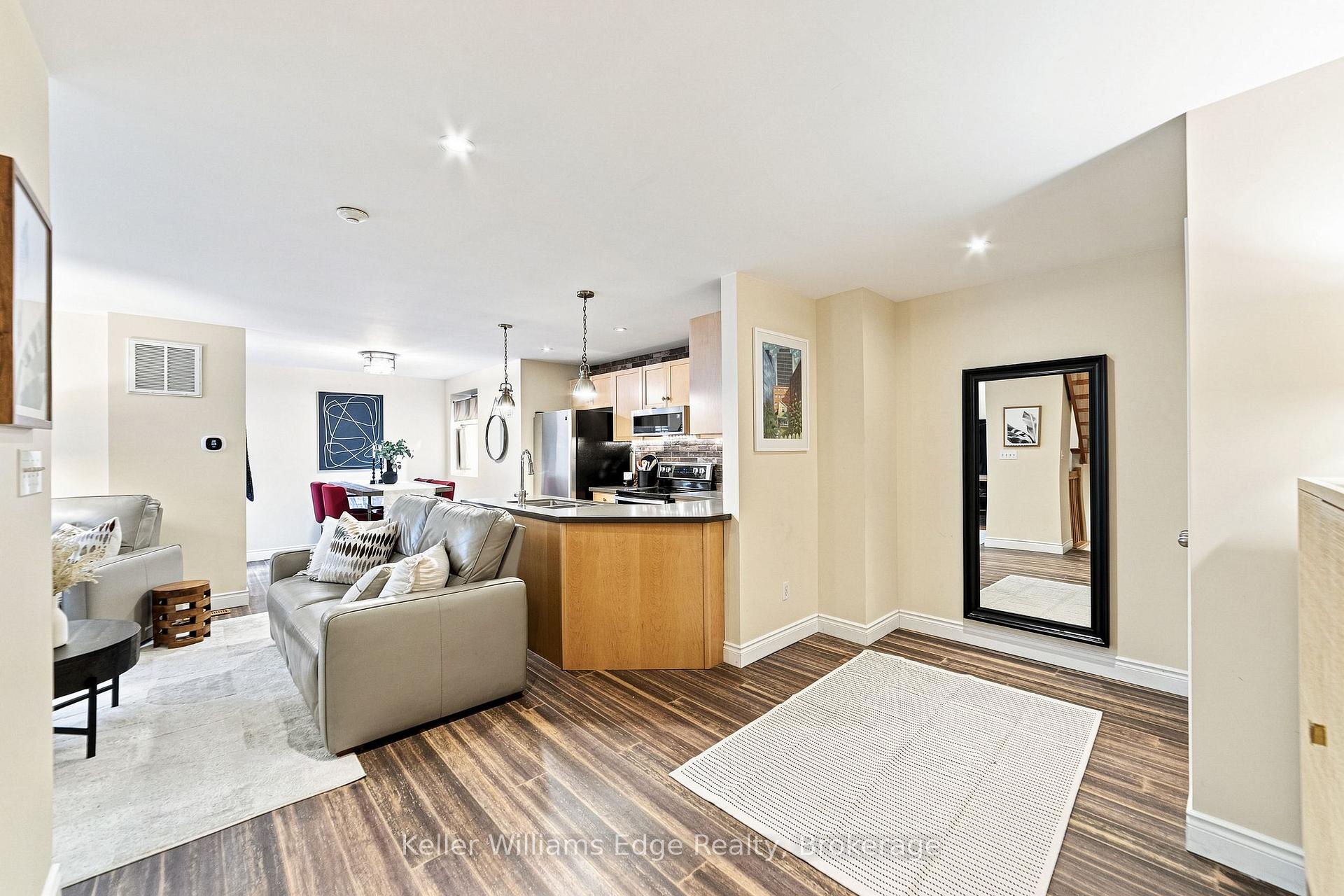 Photo 4 of Unit 1D, 73 Garfield Avenue S, Hamilton, Stipley — HOMEH
