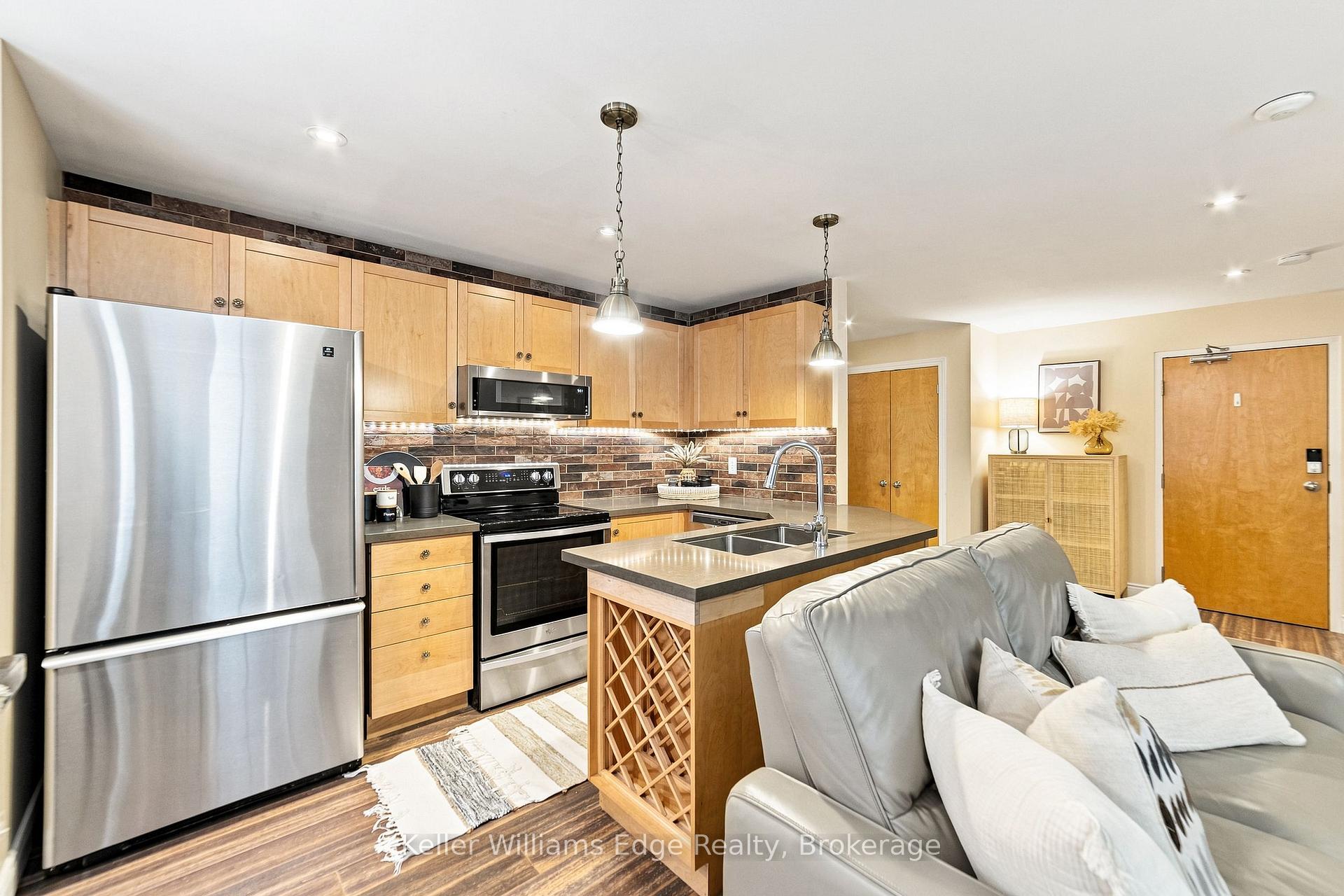Photo 9 of Unit 1D, 73 Garfield Avenue S, Hamilton, Stipley — HOMEH