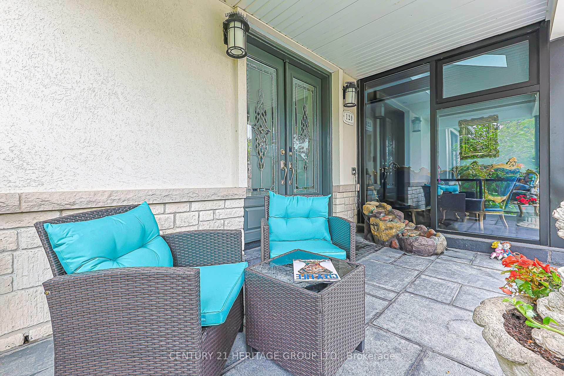 Photo 6 of 120 Kootenay Ridge, Vaughan, Rural Vaughan — HOMEH