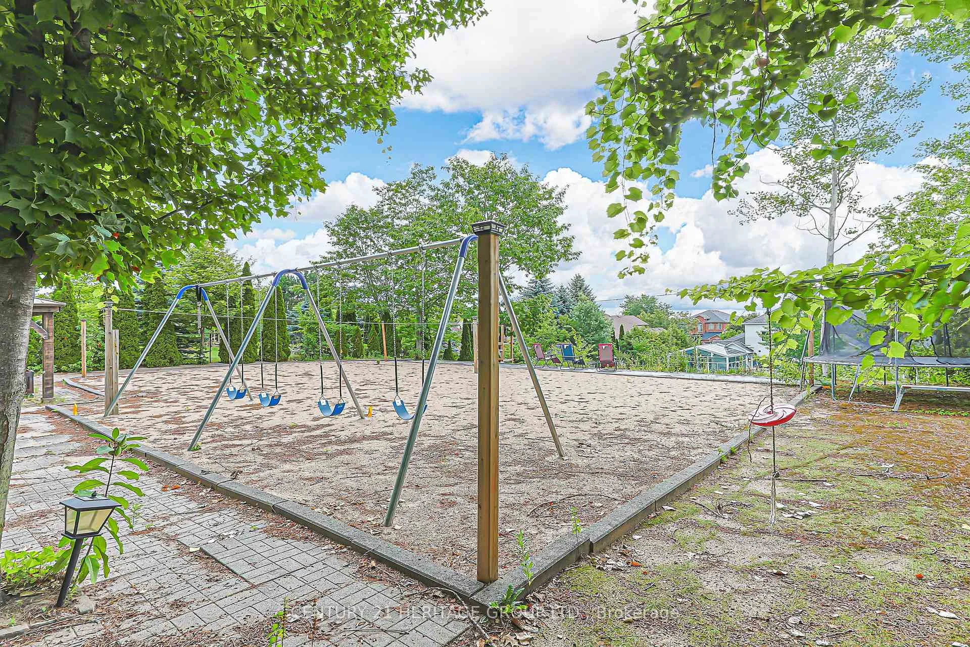 Photo 42 of 120 Kootenay Ridge, Vaughan, Rural Vaughan — HOMEH