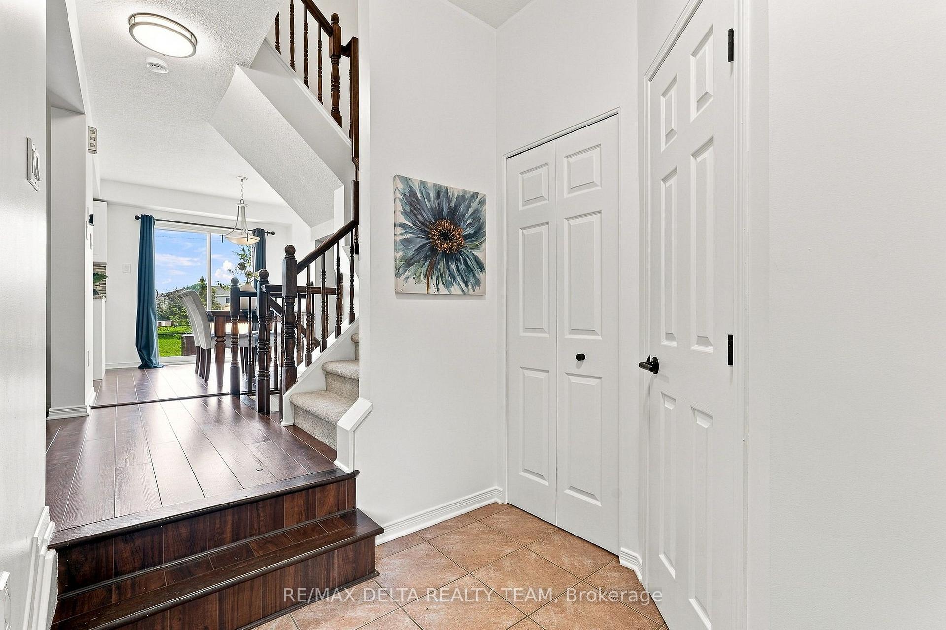Photo 4 of 1495 Demeter Street, Ottawa, Fallingbrook/Gardenway South — HOMEH