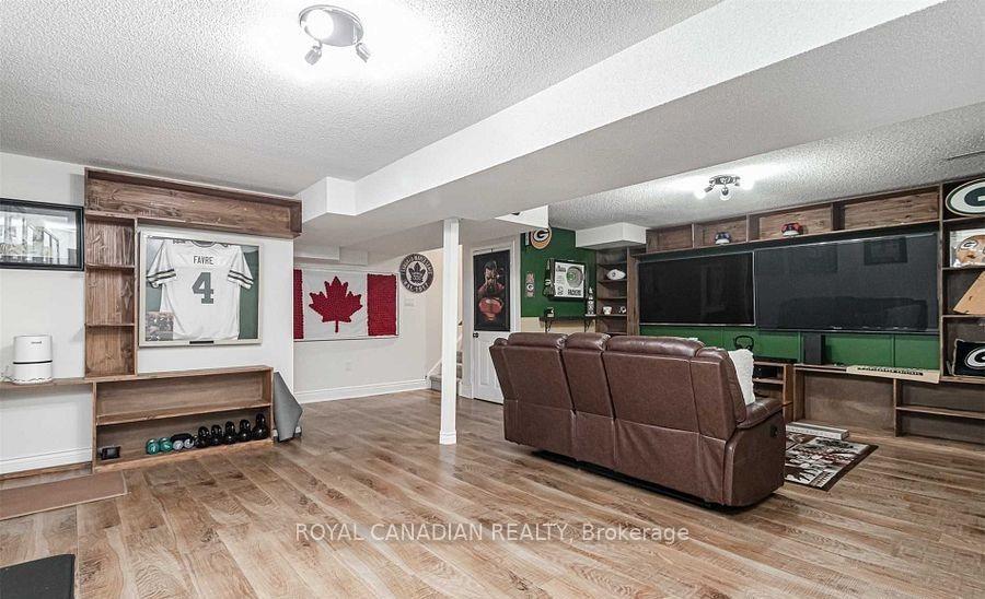 Photo 14 of 87 John Walter Crescent, Clarington, Courtice — HOMEH