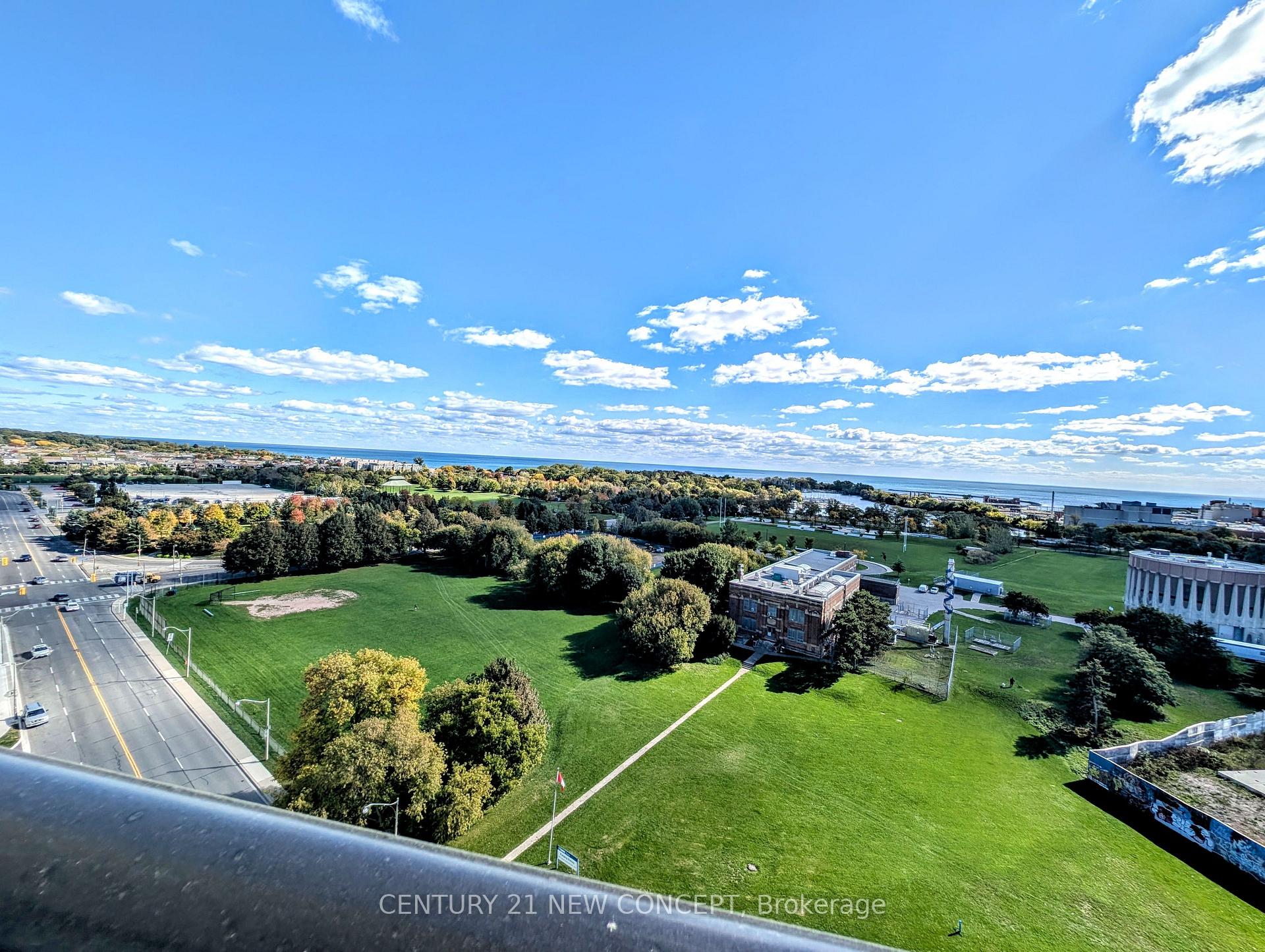 Photo 4 of Unit 1205, 1050 Eastern Avenue, Toronto, Greenwood-Coxwell — HOMEH