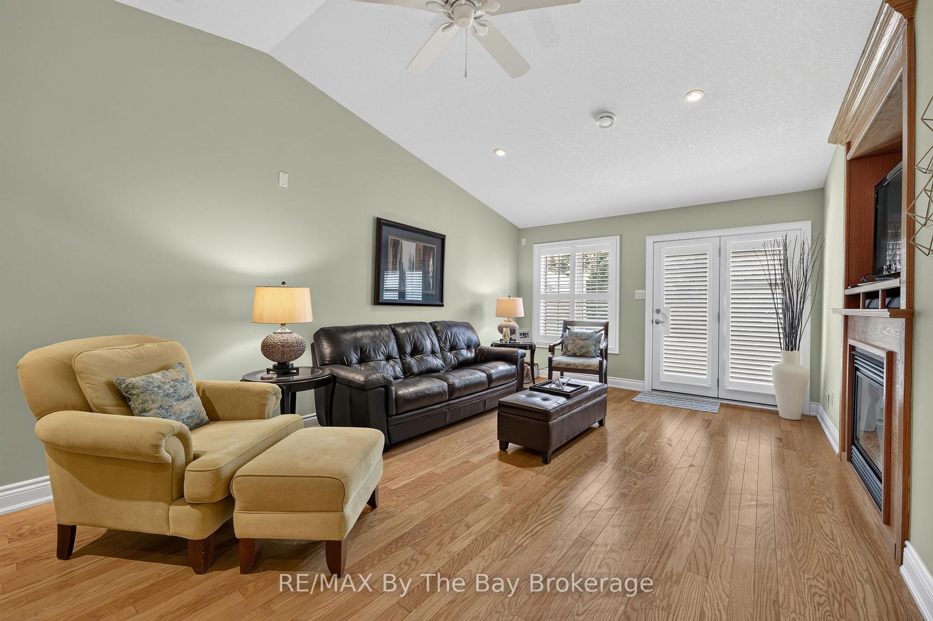 Photo 20 of 105 Meadow Lane, Wasaga Beach — HOMEH