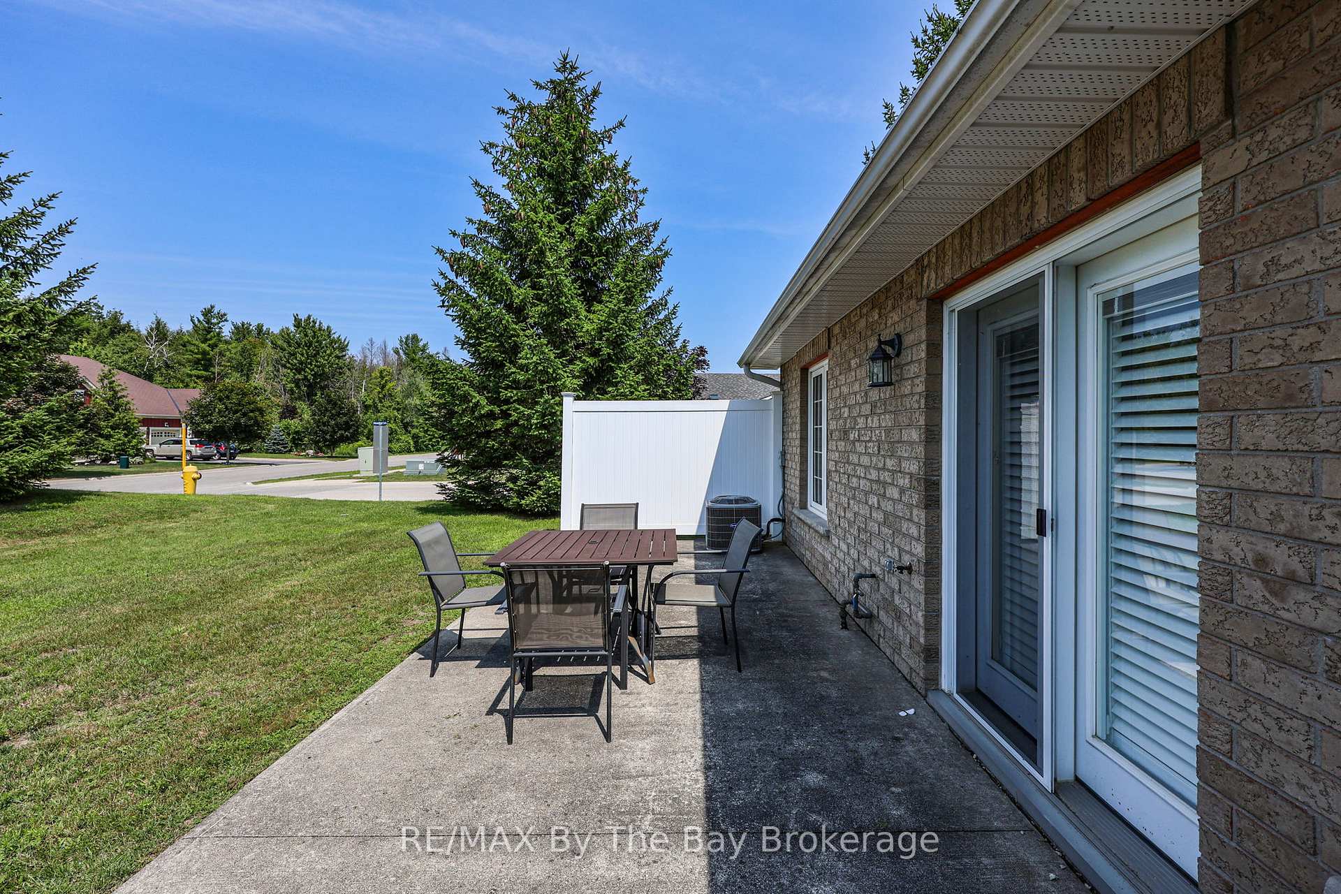 Photo 29 of 105 Meadow Lane, Wasaga Beach — HOMEH