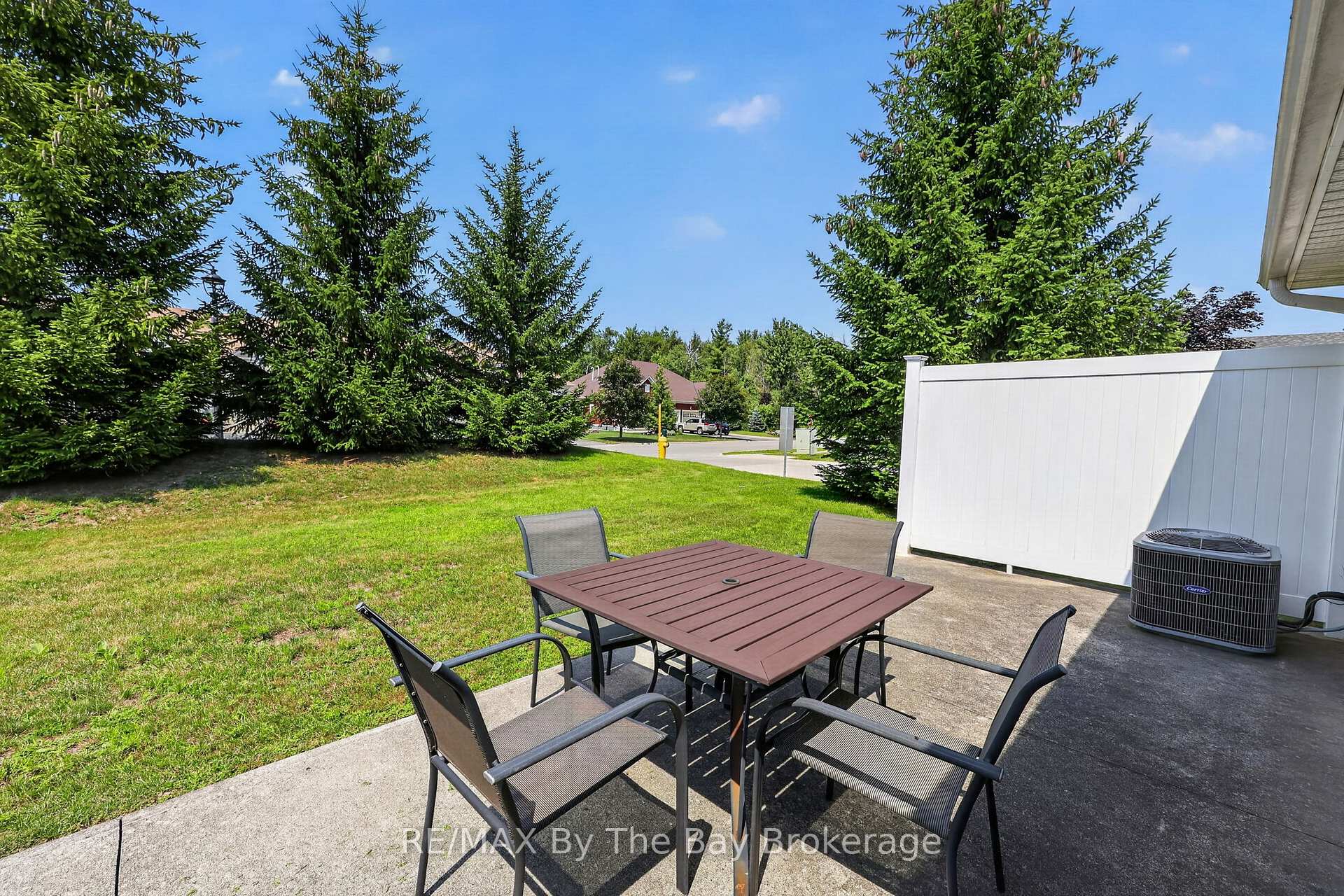 Photo 30 of 105 Meadow Lane, Wasaga Beach — HOMEH