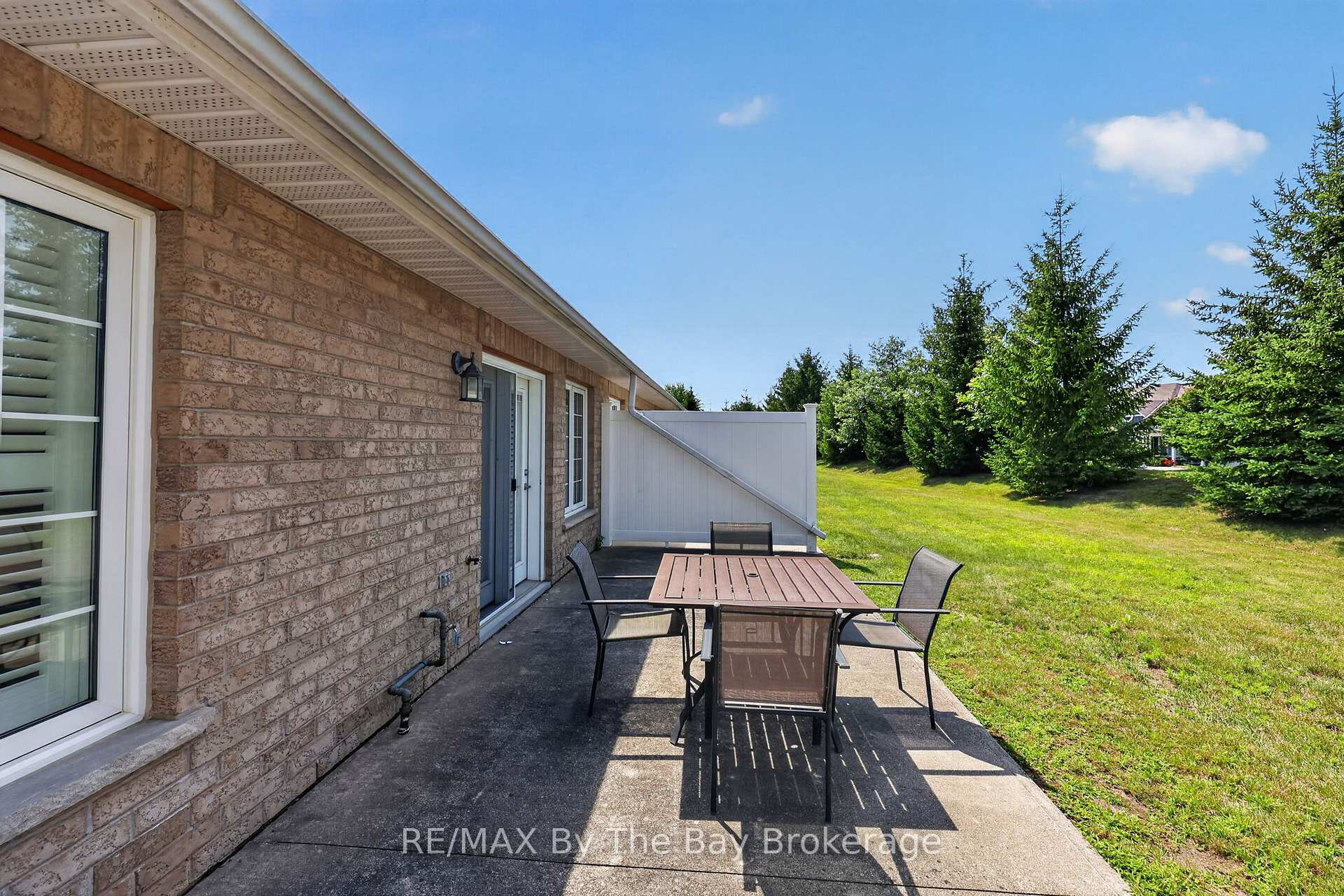 Photo 31 of 105 Meadow Lane, Wasaga Beach — HOMEH