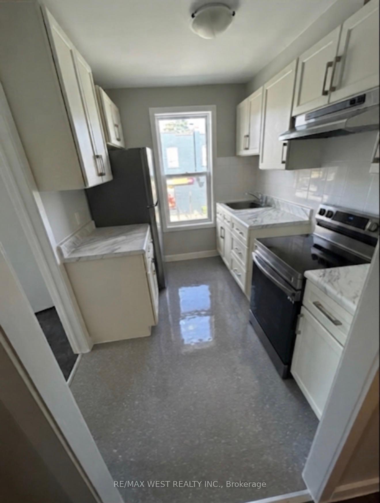 Photo 7 of Unit A, 88 Uxbridge Avenue, Toronto, Weston-Pellam Park — HOMEH