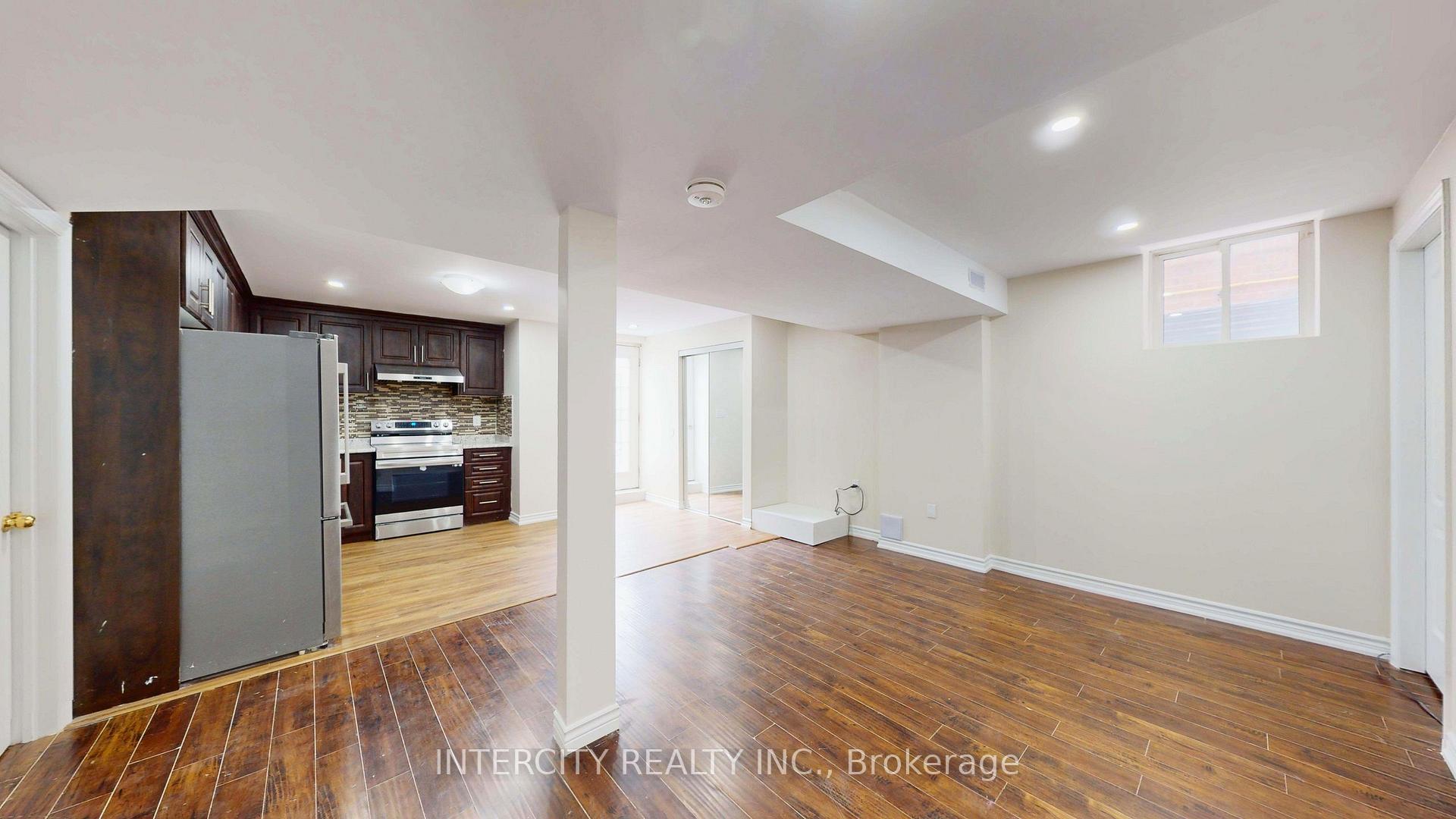 Photo 13 of Unit Lower, 392 Derrydale Drive, Mississauga, Meadowvale Village — HOMEH