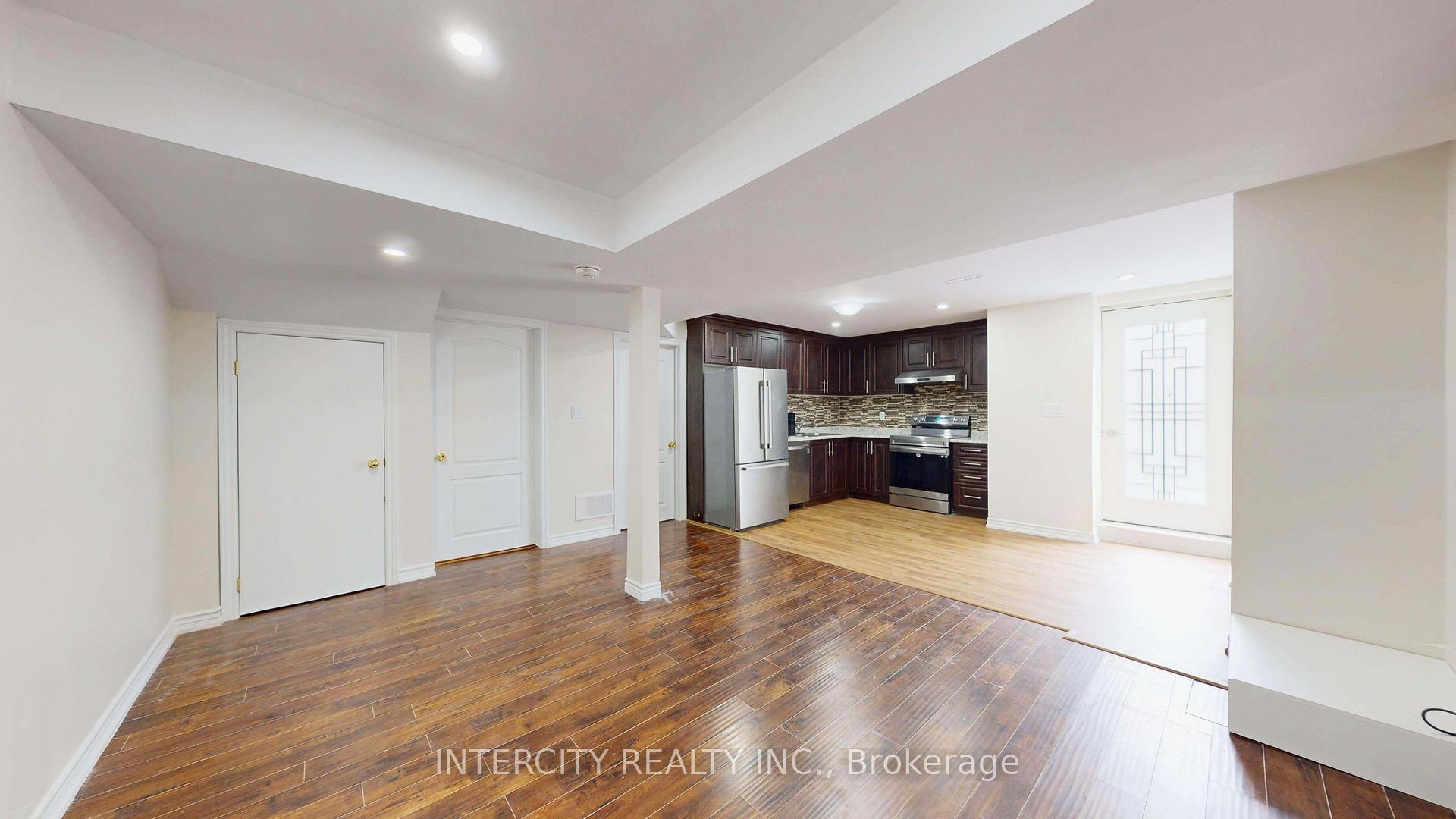 Photo 14 of Unit Lower, 392 Derrydale Drive, Mississauga, Meadowvale Village — HOMEH