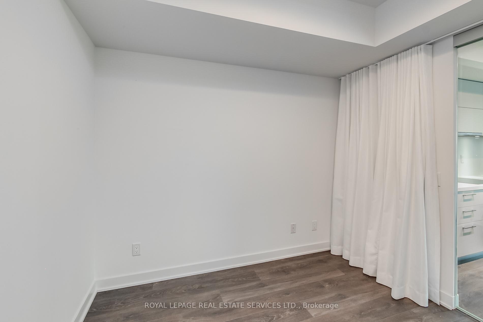 Photo 10 of Unit 1907, 188 Cumberland Street, Toronto, The Annex — HOMEH