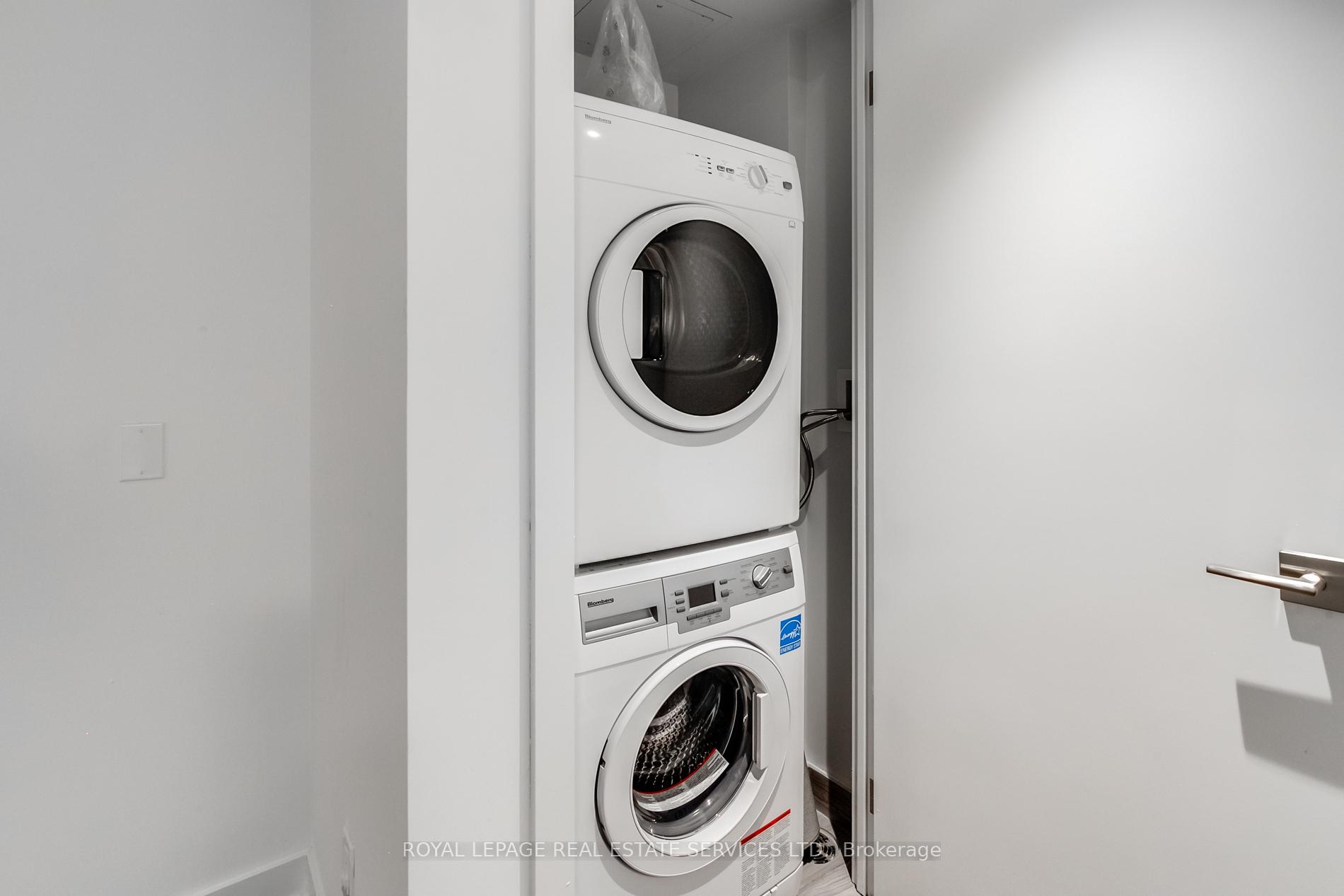Photo 15 of Unit 1907, 188 Cumberland Street, Toronto, The Annex — HOMEH