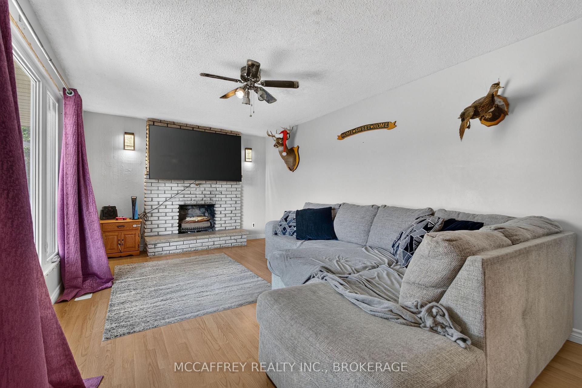Photo 7 of 1692 Sharpe Road, Loyalist, Lennox and Addington - South — HOMEH