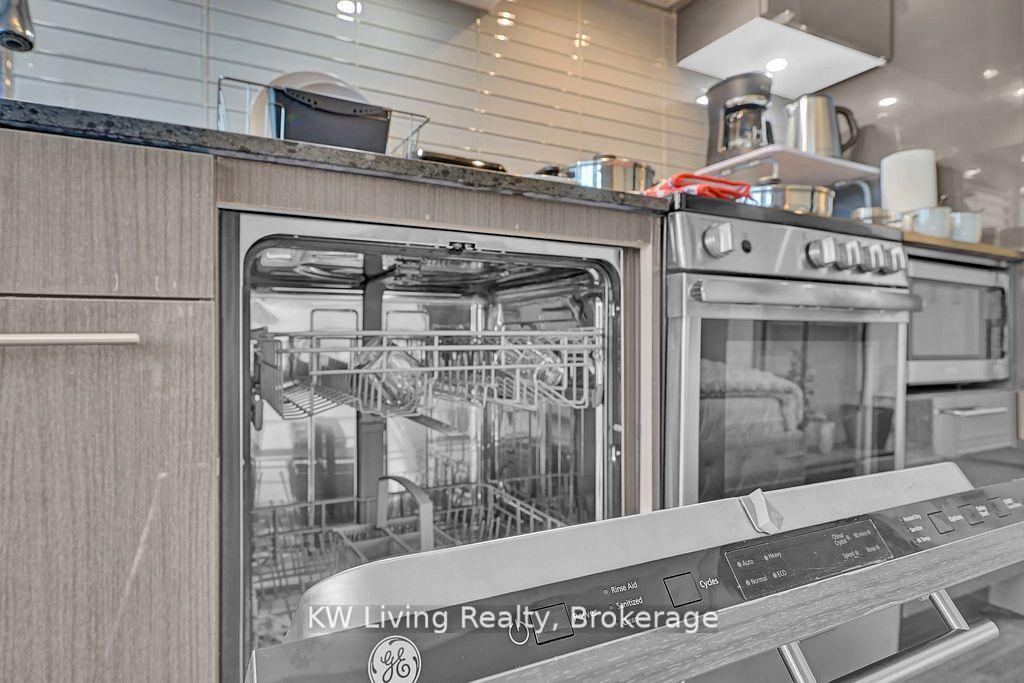 Photo 11 of Unit 2911, 251 Jarvis Street, Toronto, Church-Yonge Corridor — HOMEH