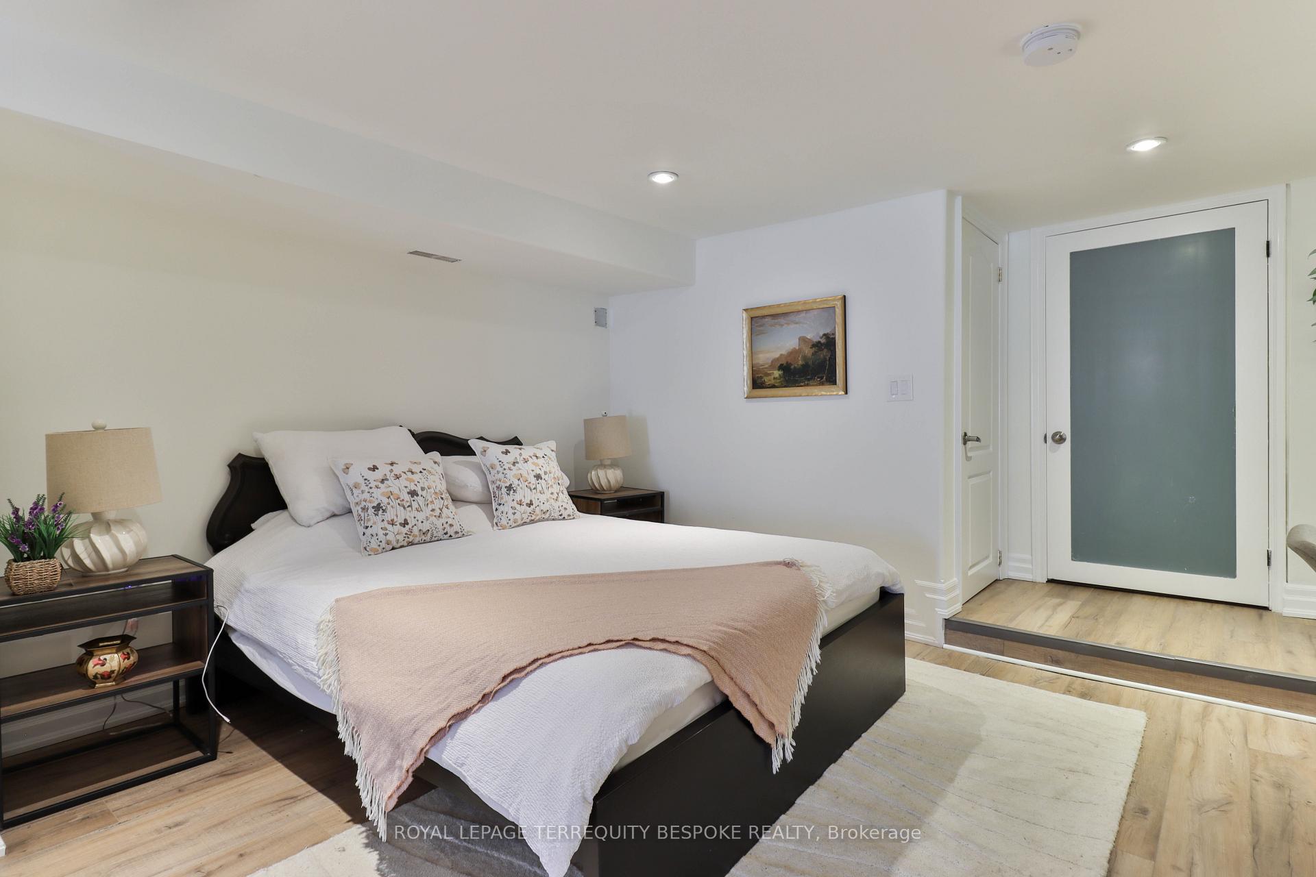 Photo 11 of Unit lower, 39 Lappin Avenue, Toronto, Dovercourt-Wallace Emerson-Junction — HOMEH