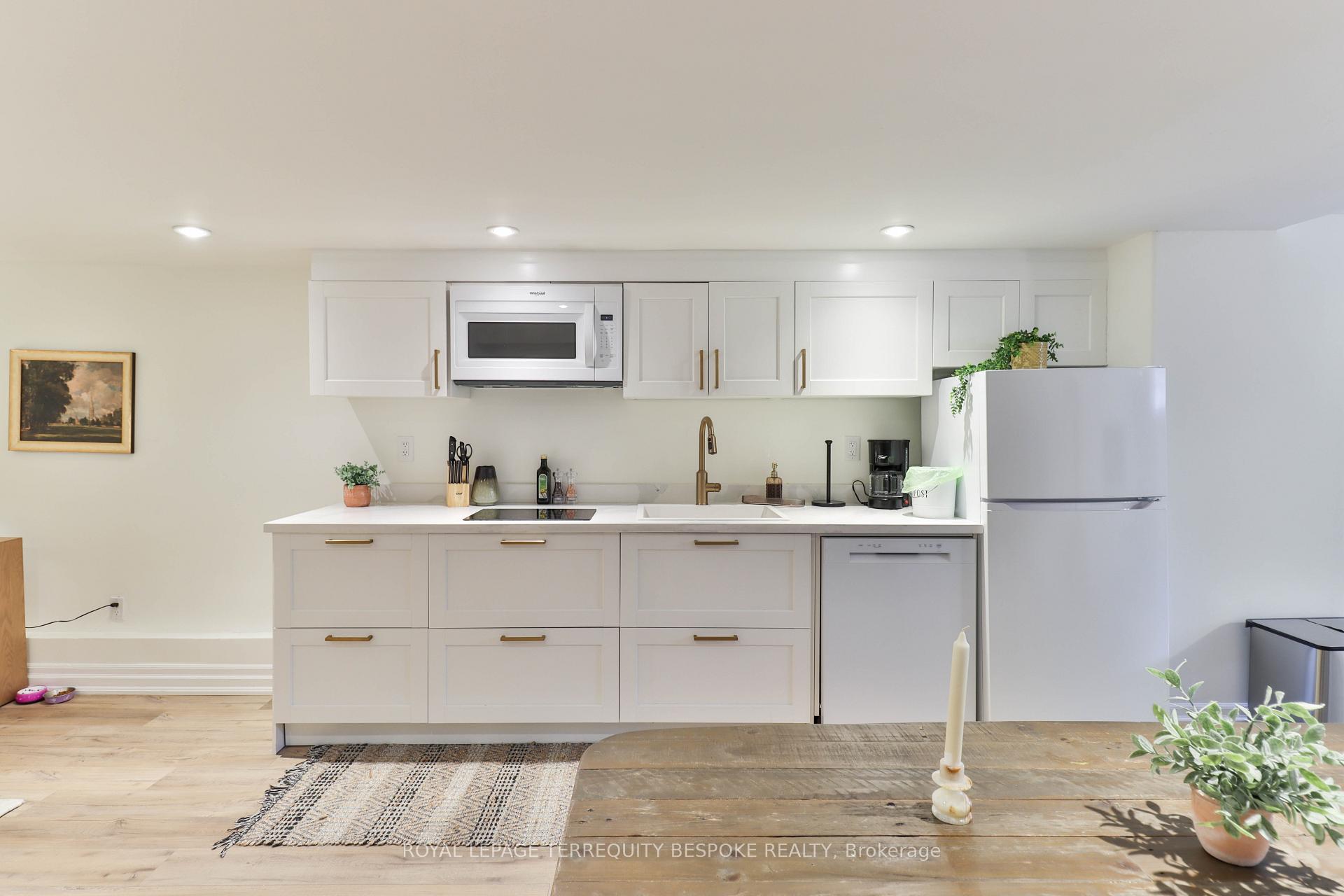 Photo 15 of Unit lower, 39 Lappin Avenue, Toronto, Dovercourt-Wallace Emerson-Junction — HOMEH