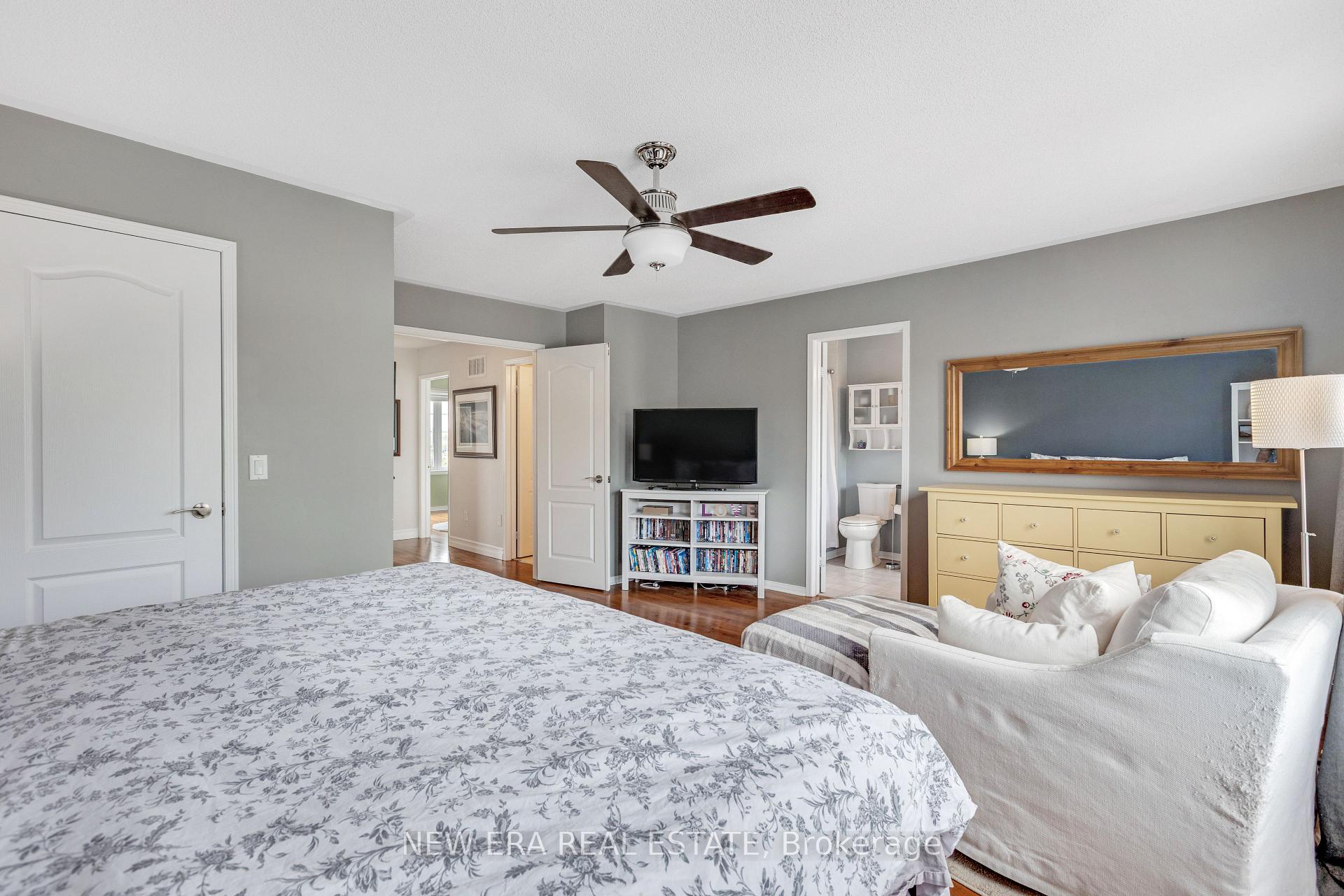 Photo 19 of 44 Millcliff Circle, Aurora, Aurora Grove — HOMEH