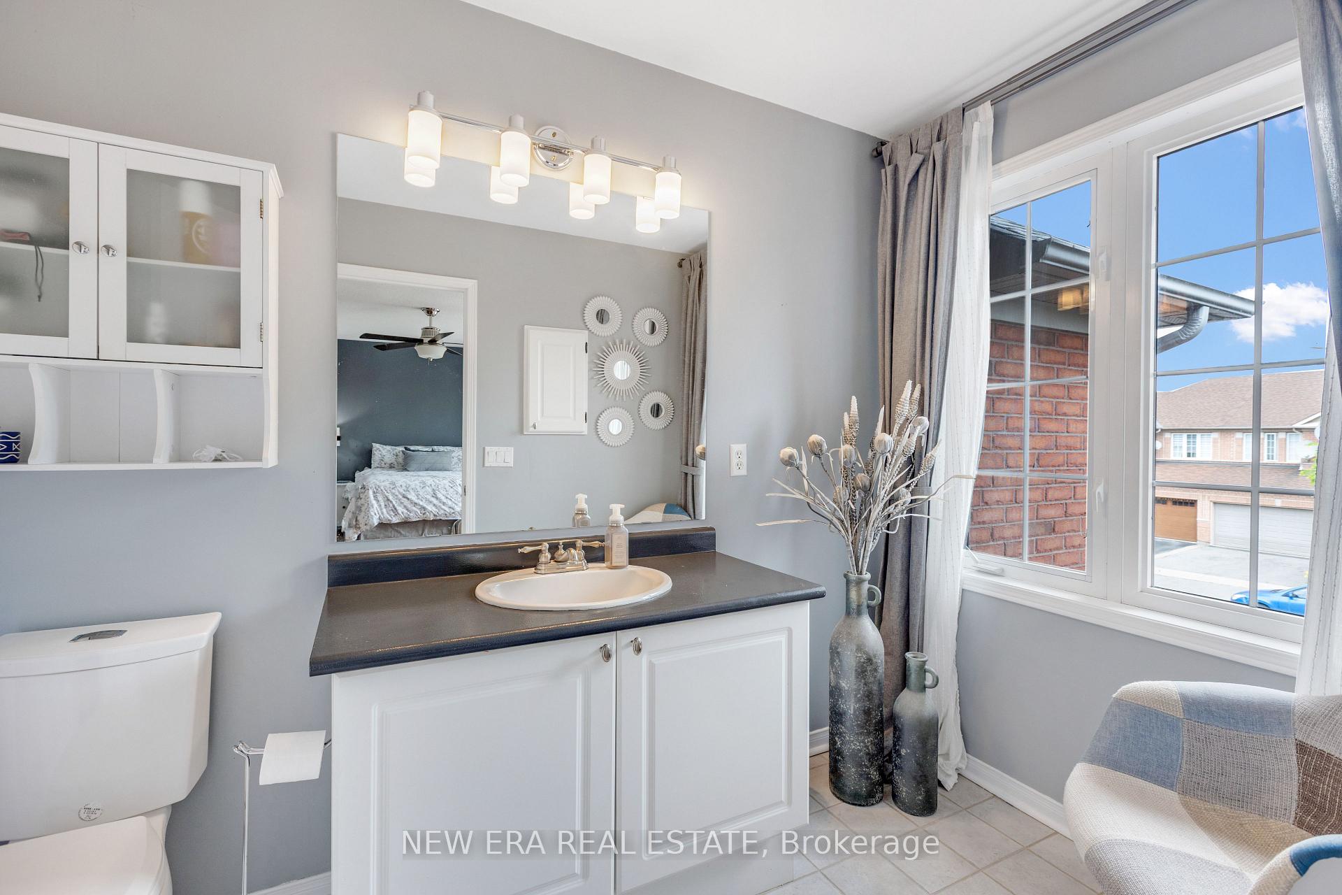Photo 20 of 44 Millcliff Circle, Aurora, Aurora Grove — HOMEH
