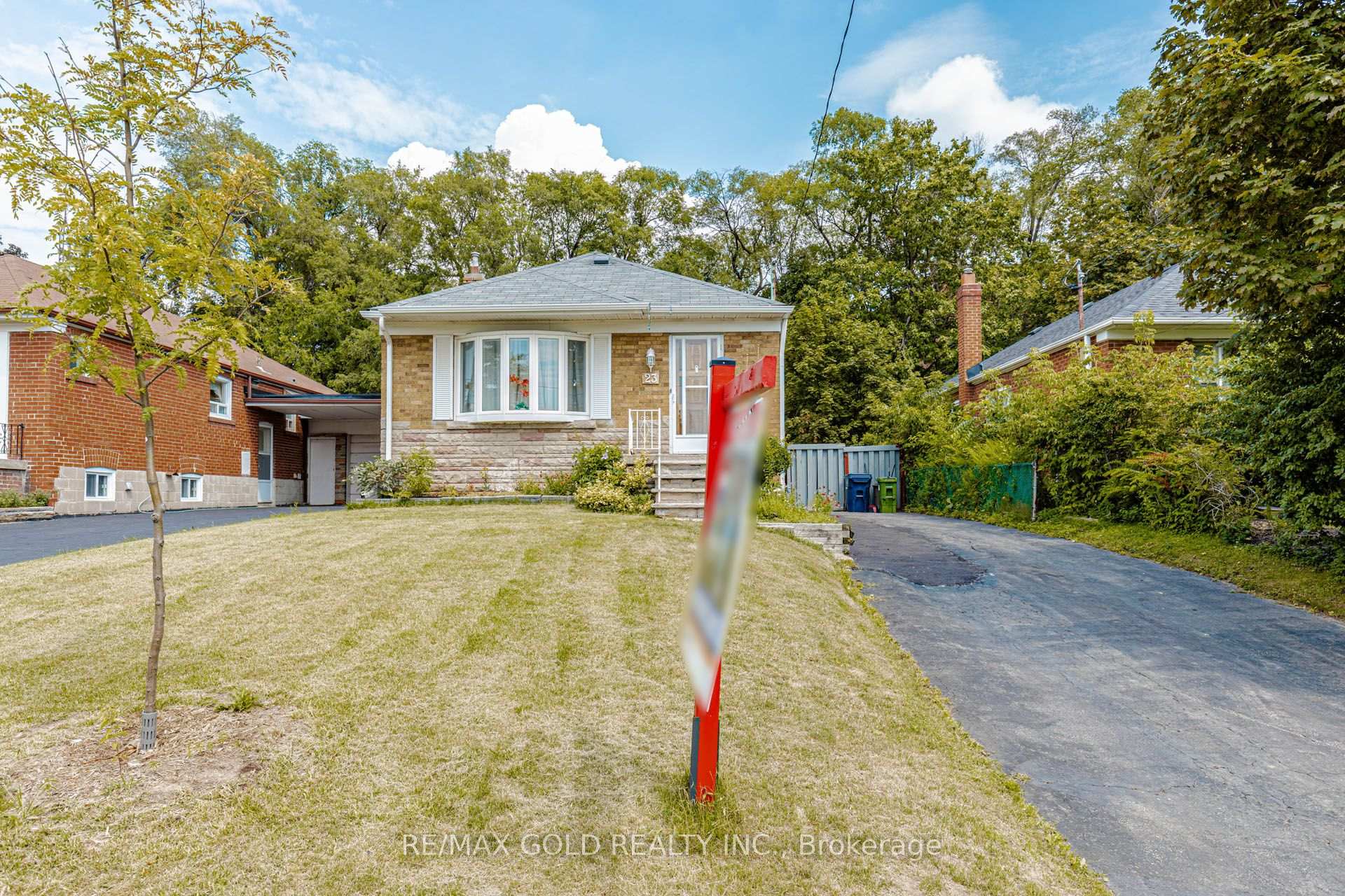 Photo 1 of 23 Rensburg Drive, Scarborough, Ionview — HOMEH