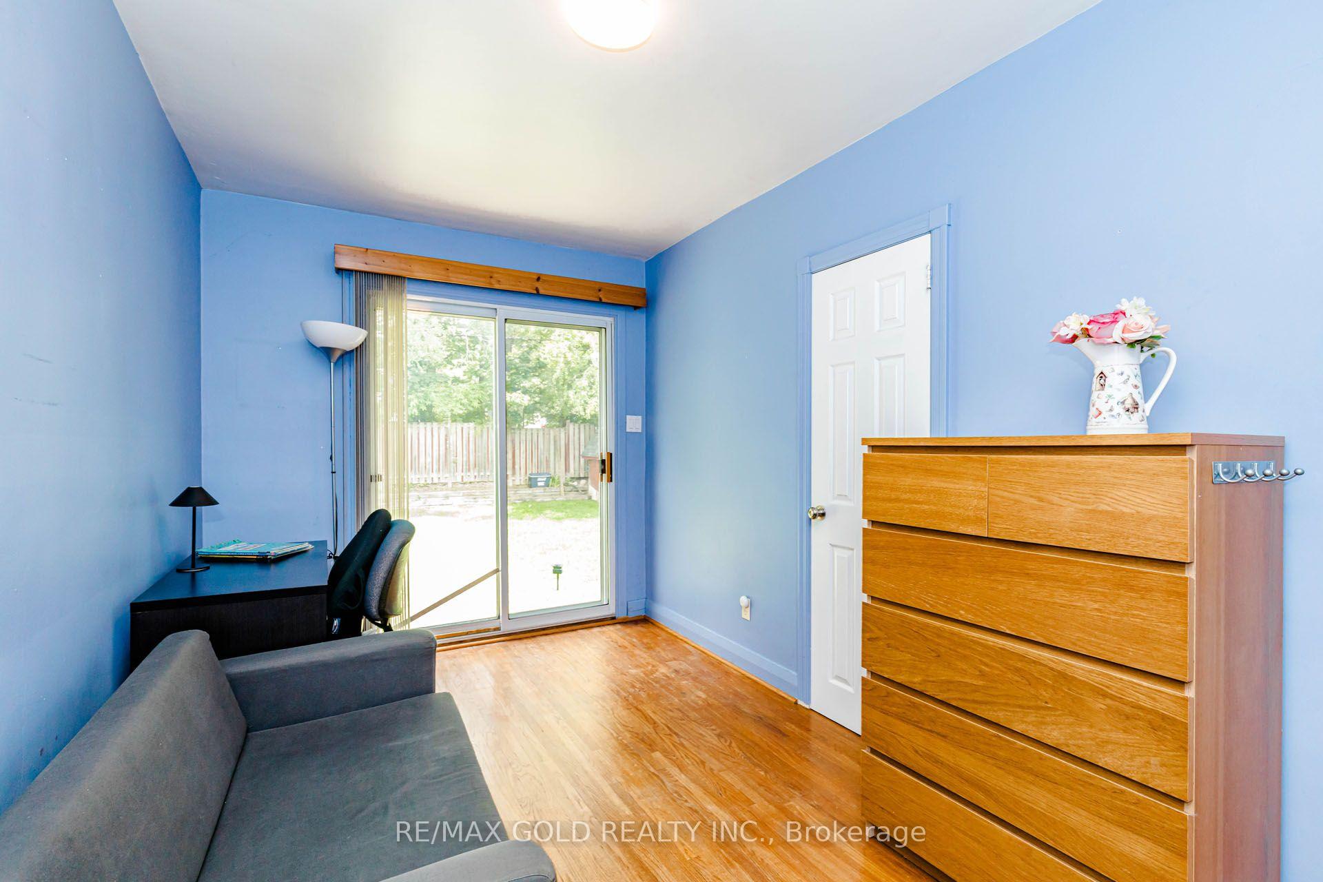 Photo 32 of 23 Rensburg Drive, Scarborough, Ionview — HOMEH