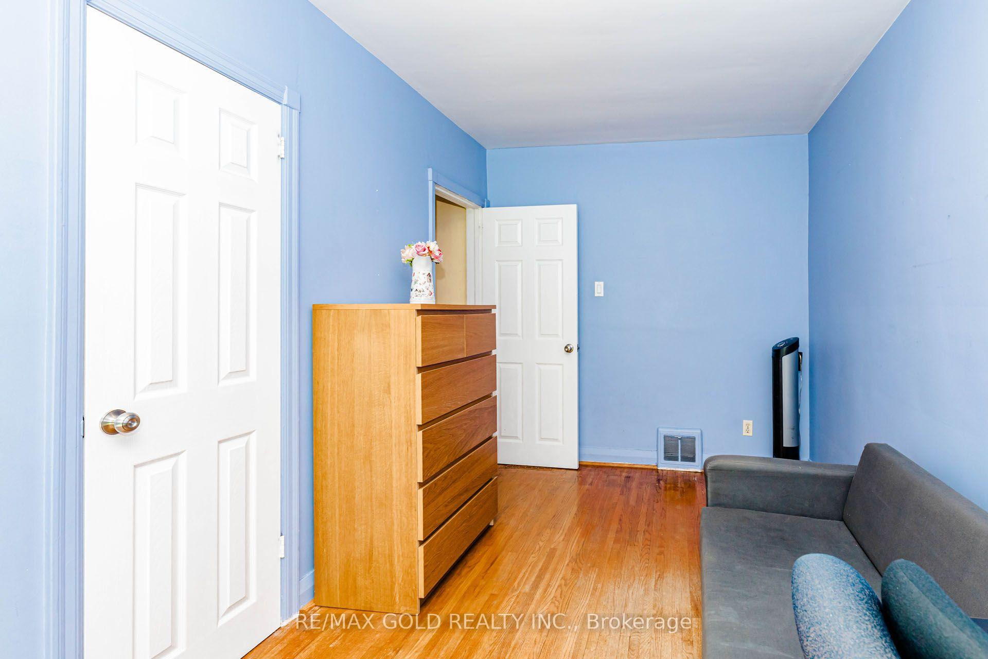 Photo 34 of 23 Rensburg Drive, Scarborough, Ionview — HOMEH