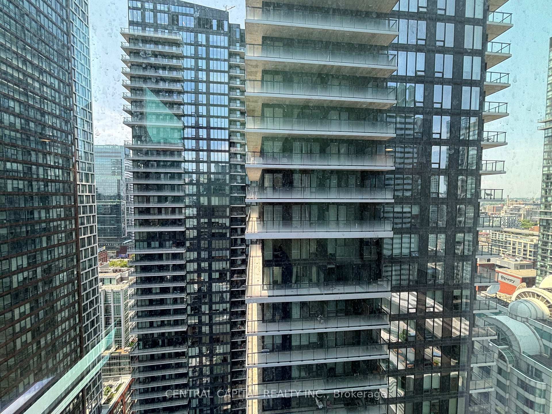 Photo 9 of Unit 3003, 327 King Street W, Toronto, Waterfront Communities — HOMEH