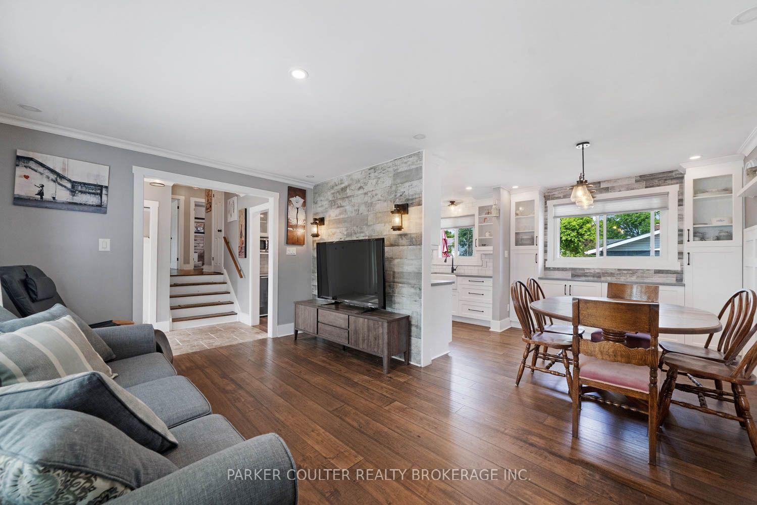 Photo 6 of 17 Harding Avenue, Barrie, Cundles East — HOMEH