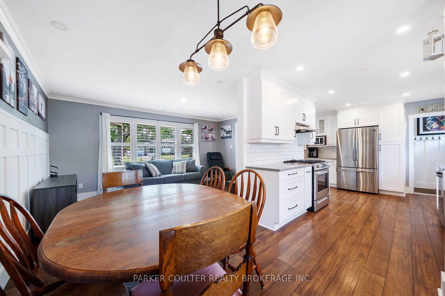 Photo 8 of 17 Harding Avenue, Barrie, Cundles East — HOMEH