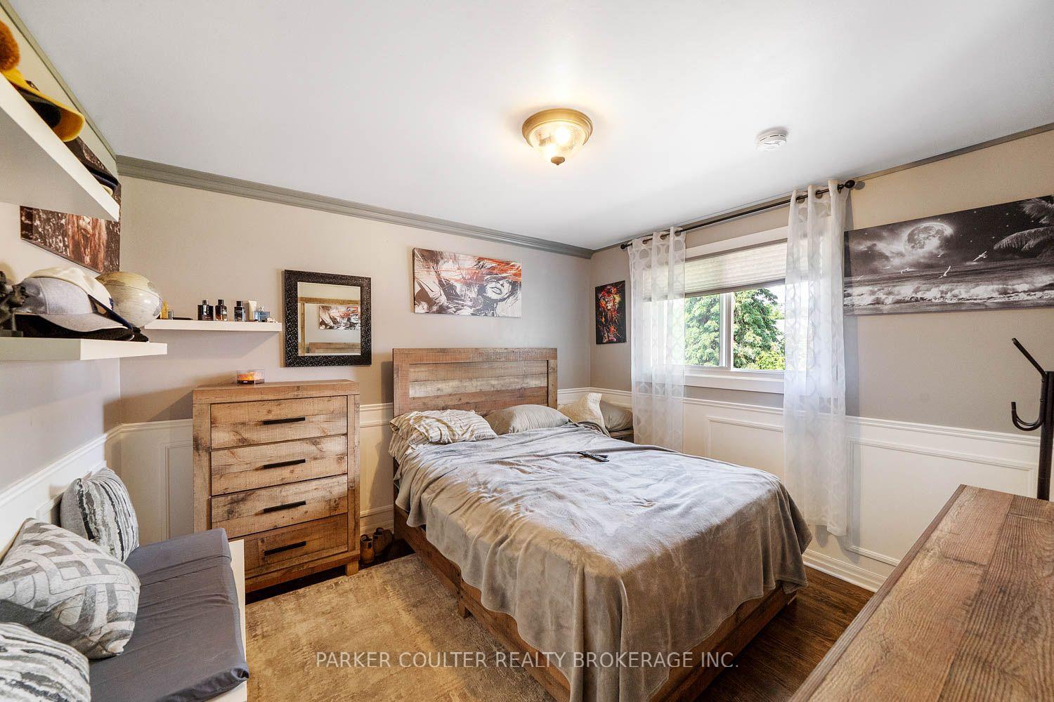Photo 16 of 17 Harding Avenue, Barrie, Cundles East — HOMEH