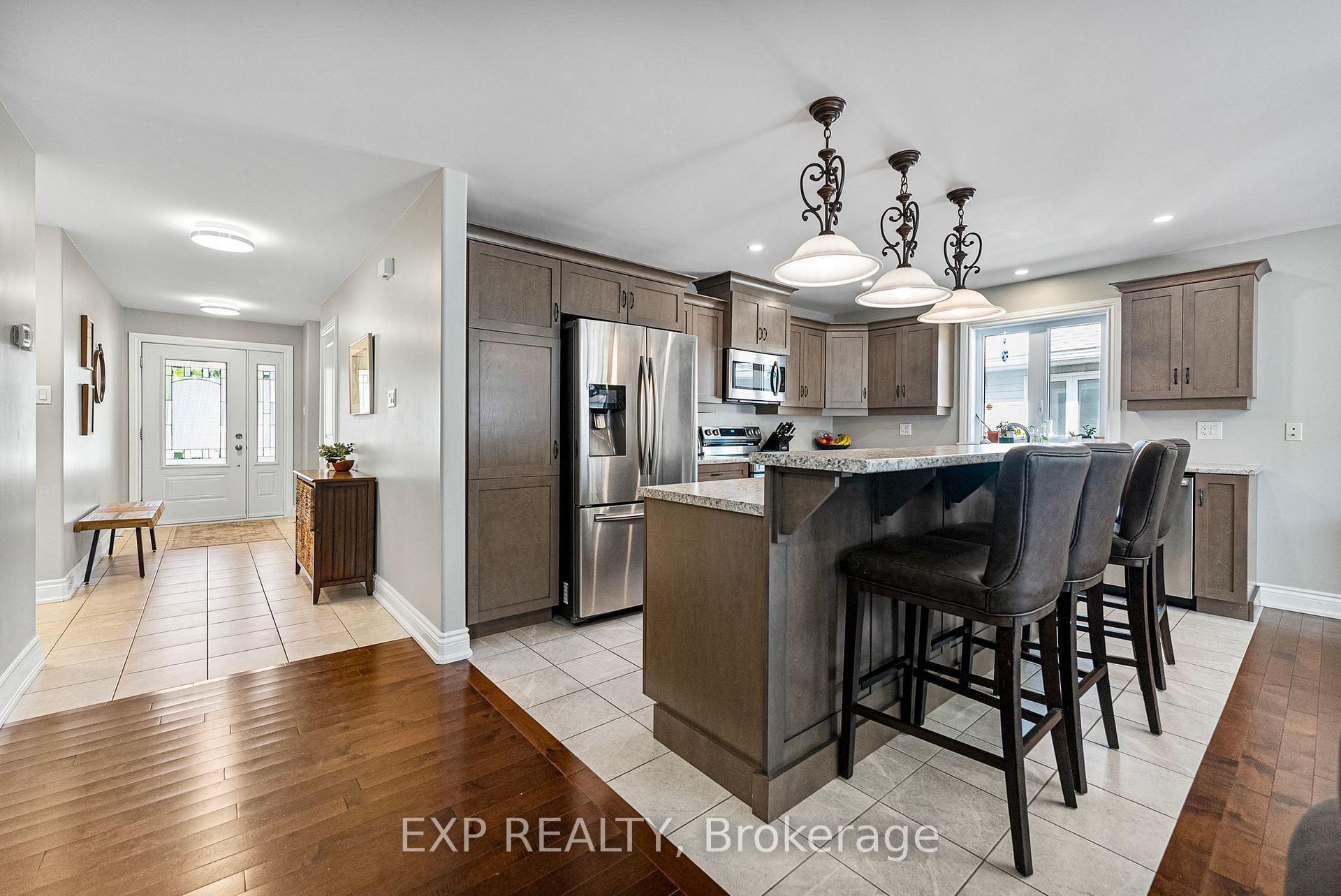 Photo 16 of 511 Coleraine Drive, Renfrew, Renfrew — HOMEH