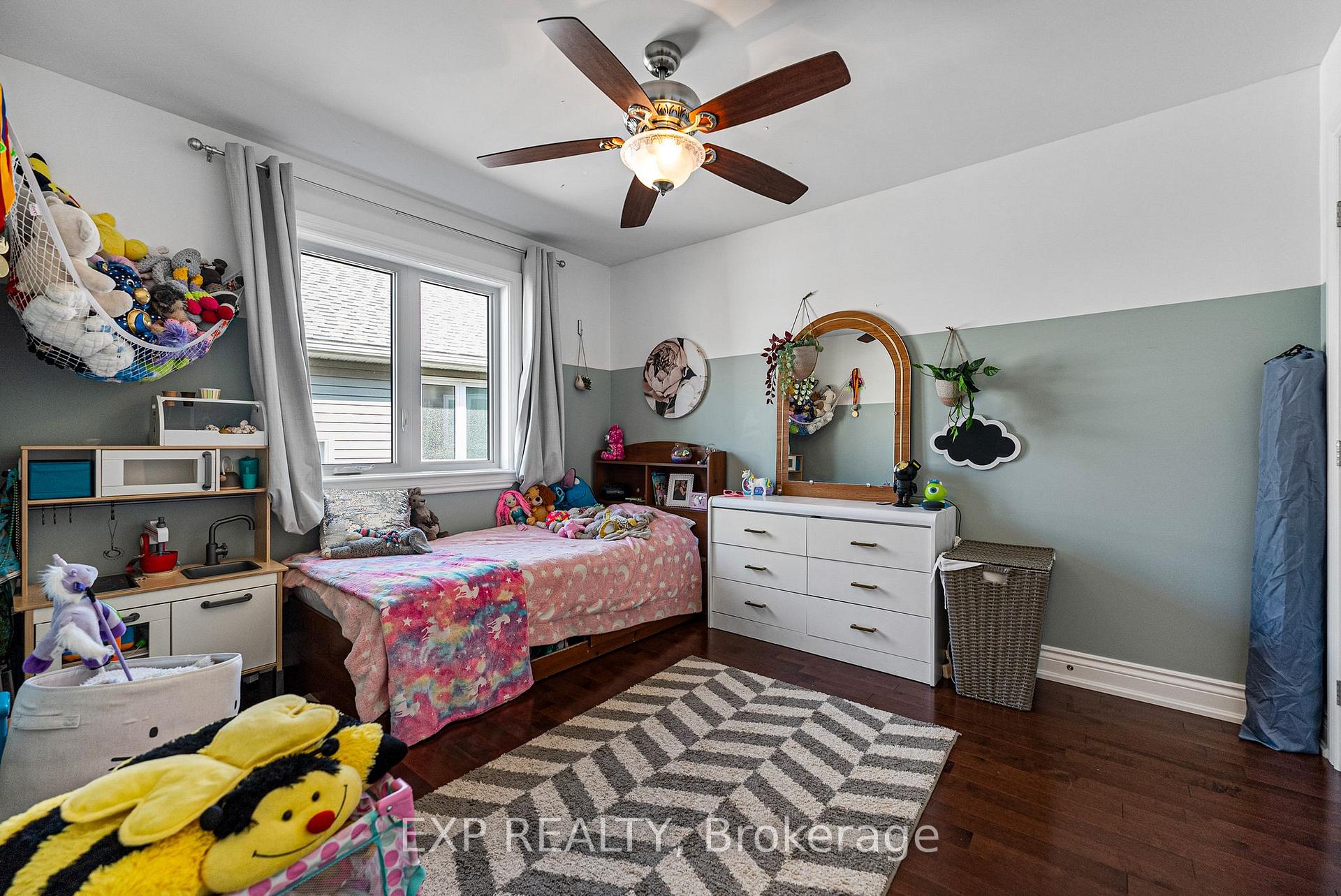 Photo 32 of 511 Coleraine Drive, Renfrew, Renfrew — HOMEH